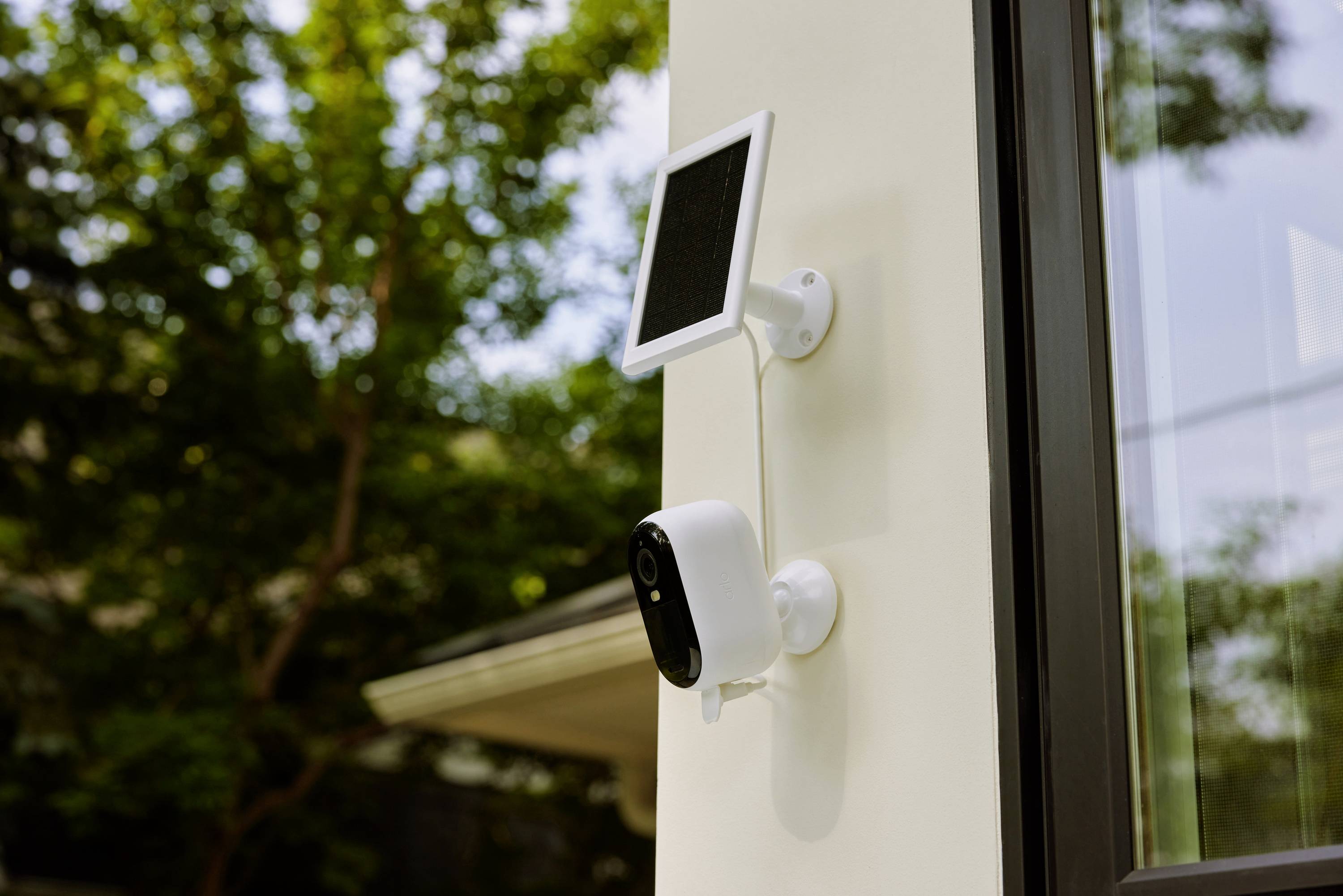 ARLO Panneau solaire ESSENTIAL2 VMA6600-10000S