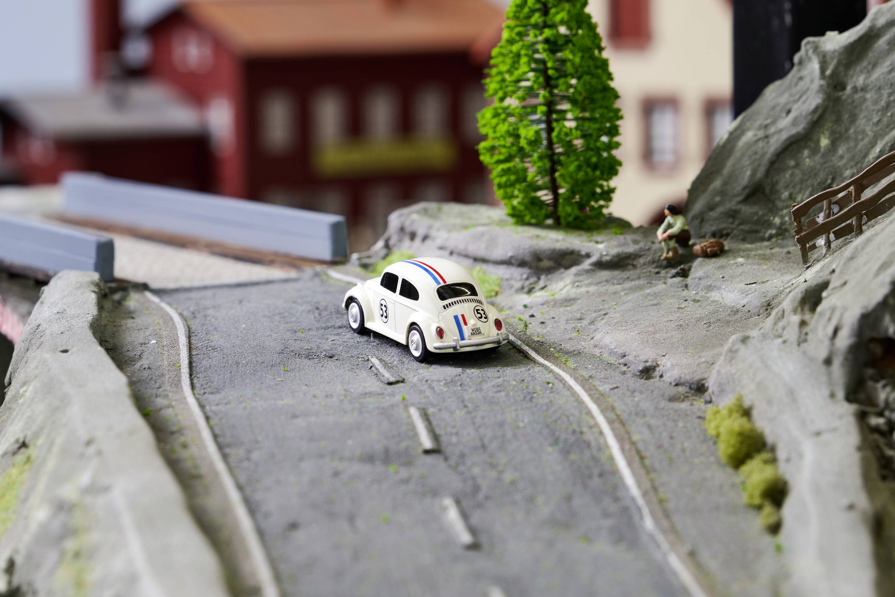 Carson Modellsport 500504153 VW Beetle Rallye 1:87 Auto RC électrique Voiture de tourisme avec accu, chargeur et piles pou