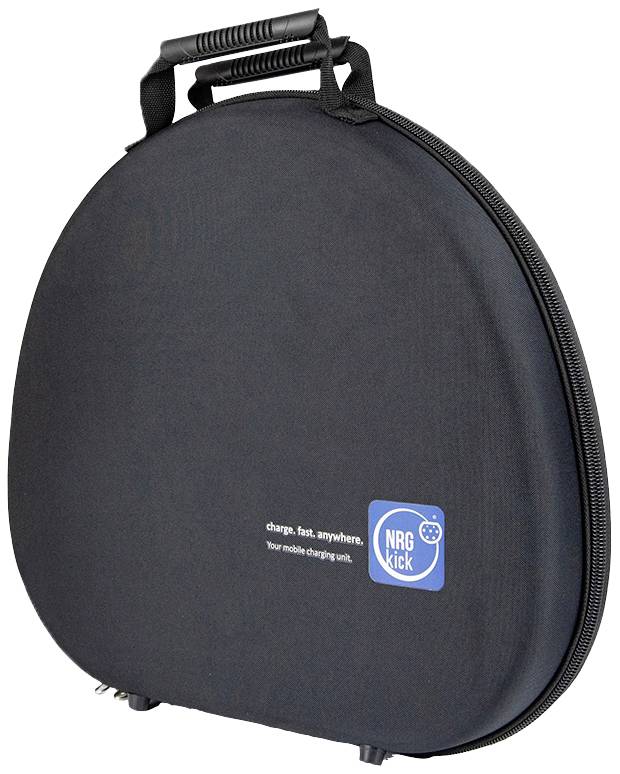 Un sac de rangement portable noir avec une poignée, portant l'inscription « charge fast, anywhere » et le logo « NRG kick » sur la face avant.