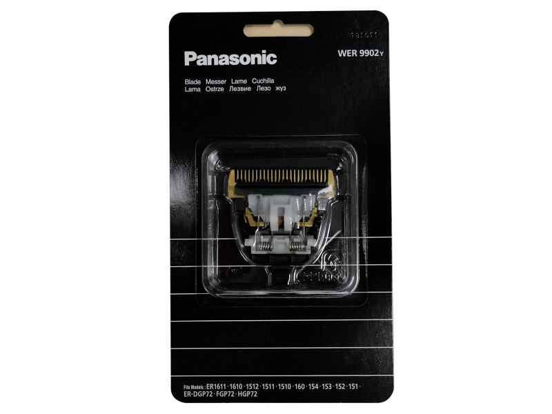 Tête de rasoir de rechange dans un emballage Panasonic, modèle WER9902V, compatible avec plusieurs tondeuses à cheveux.