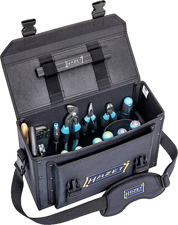 Sac à outils noir avec le logo 'Hazet', ouvert, montrant divers outils tels que des pinces, des tournevis et une lampe de poche à l'intérieur.