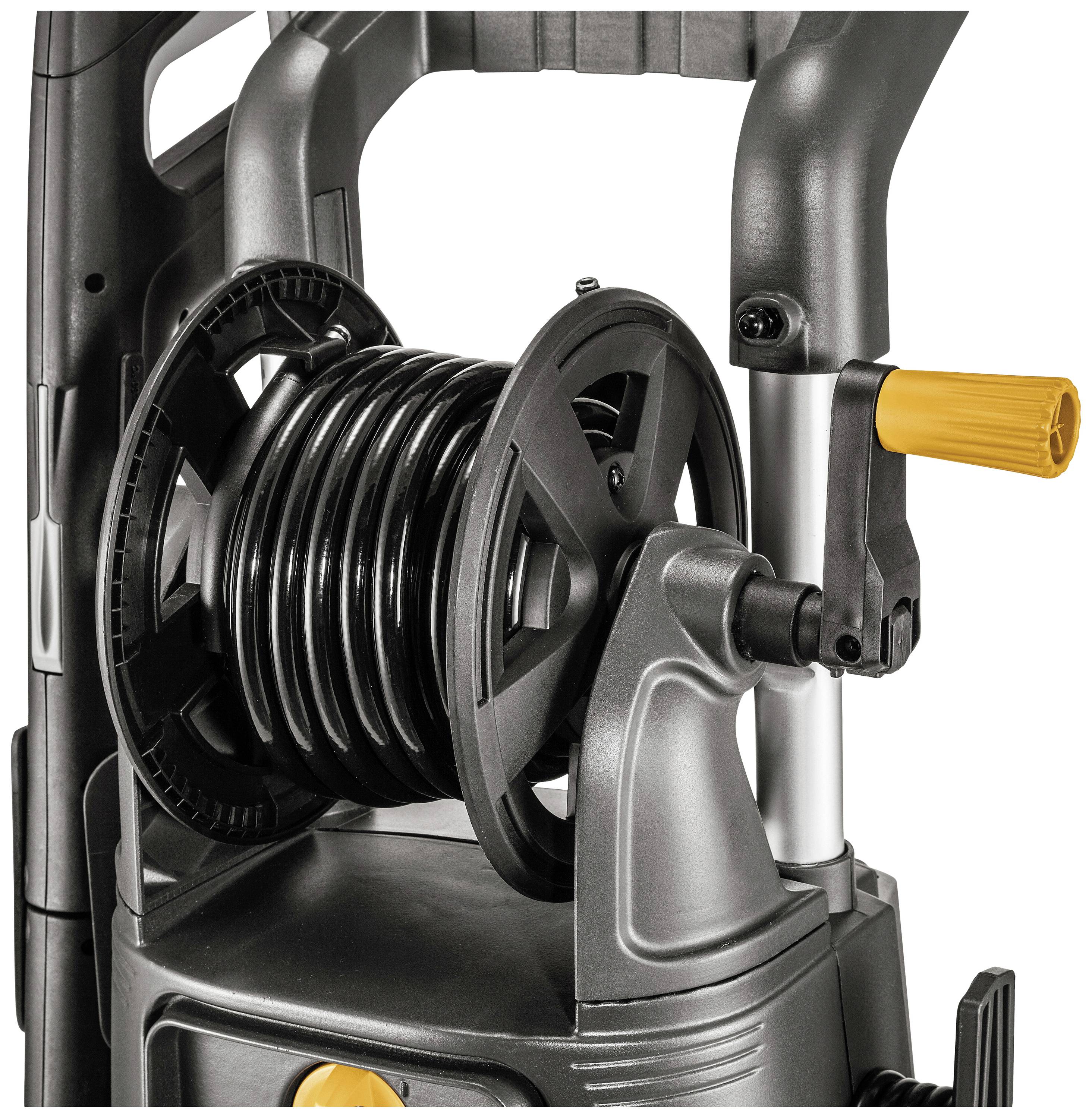 Nettoyeur haute pression gris montrant un enrouleur de tuyau avec un tuyau noir et une poignée orange, prêt à l'emploi.