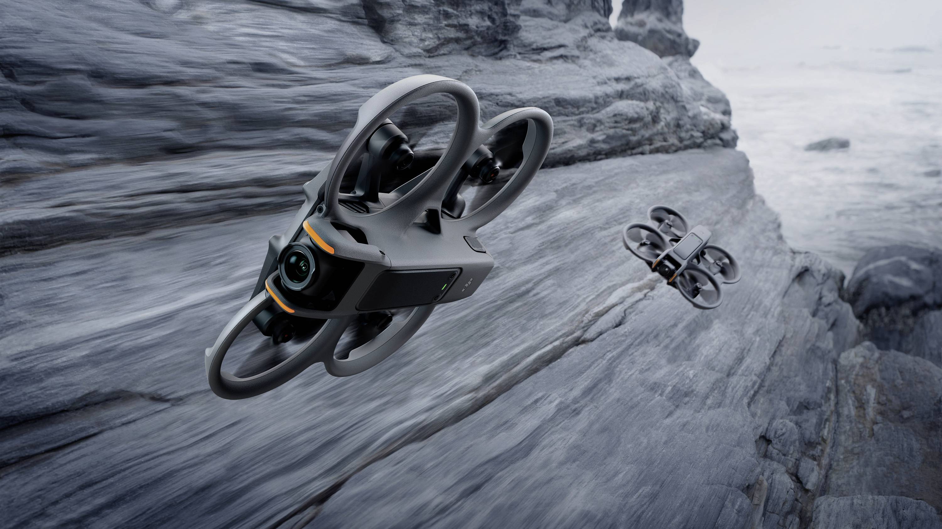 DJI Avata 2 Fly More Combo 1 Battery Drone de course prêt à voler (RtF) pilotage en immersion (FPV)