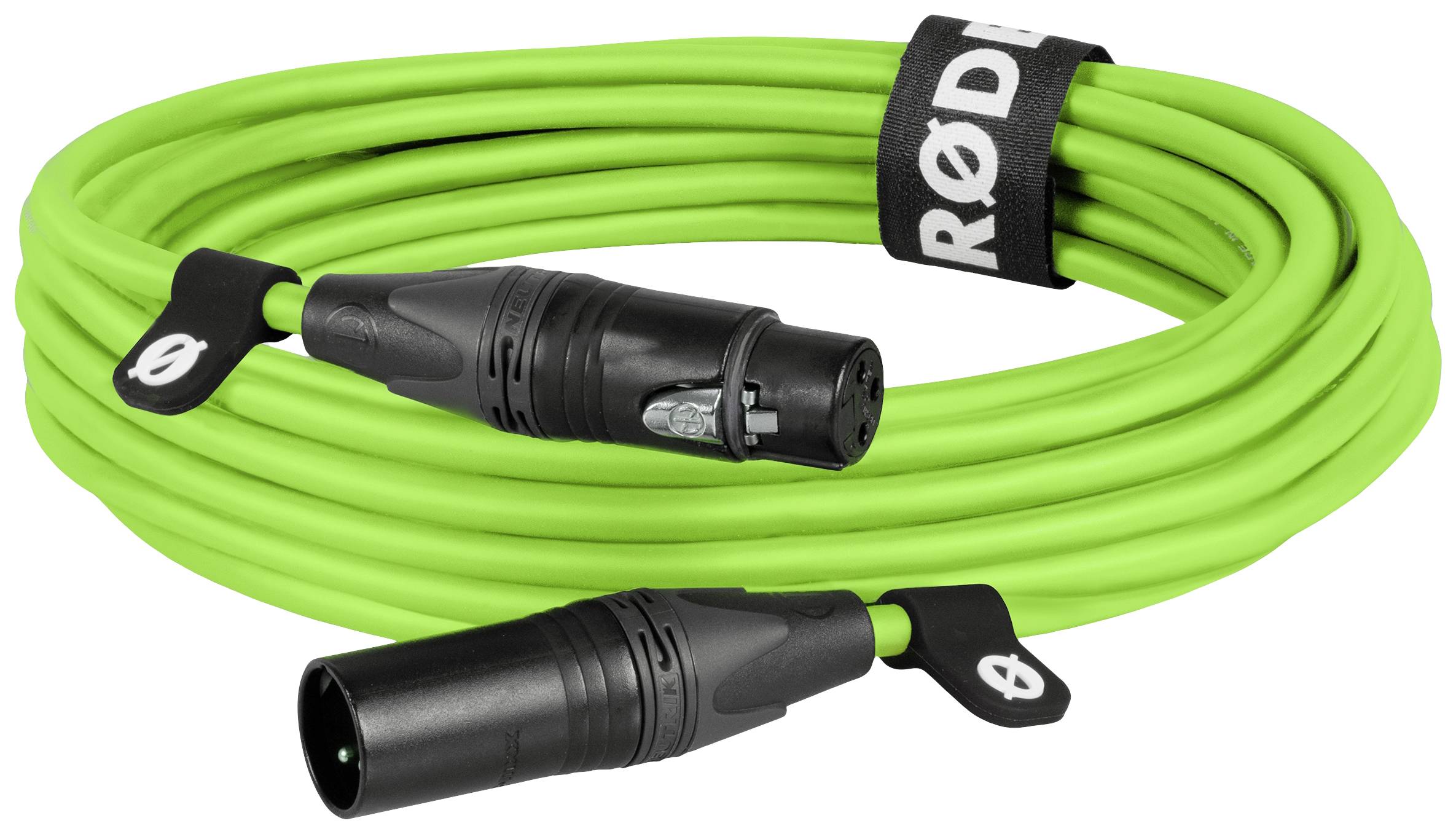 Câble XLR vert avec fiches aux deux extrémités, enroulé et maintenu par un serre-câble 'RØDE'.