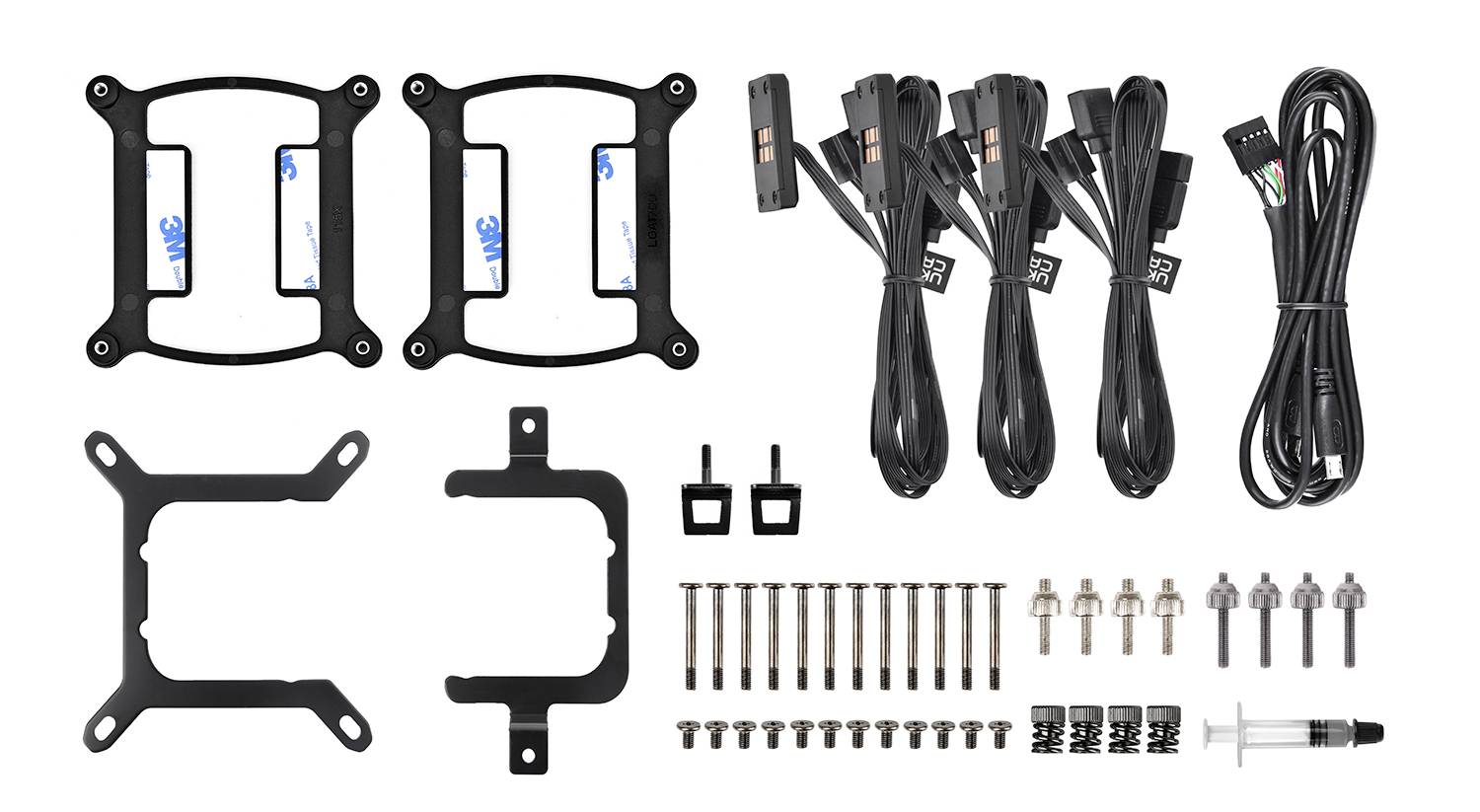 Ensemble de refroidissement pour moteur contenant des supports, des câbles, des vis et de la pâte thermique. Adapté pour le montage de refroidissement d'ordinateur.