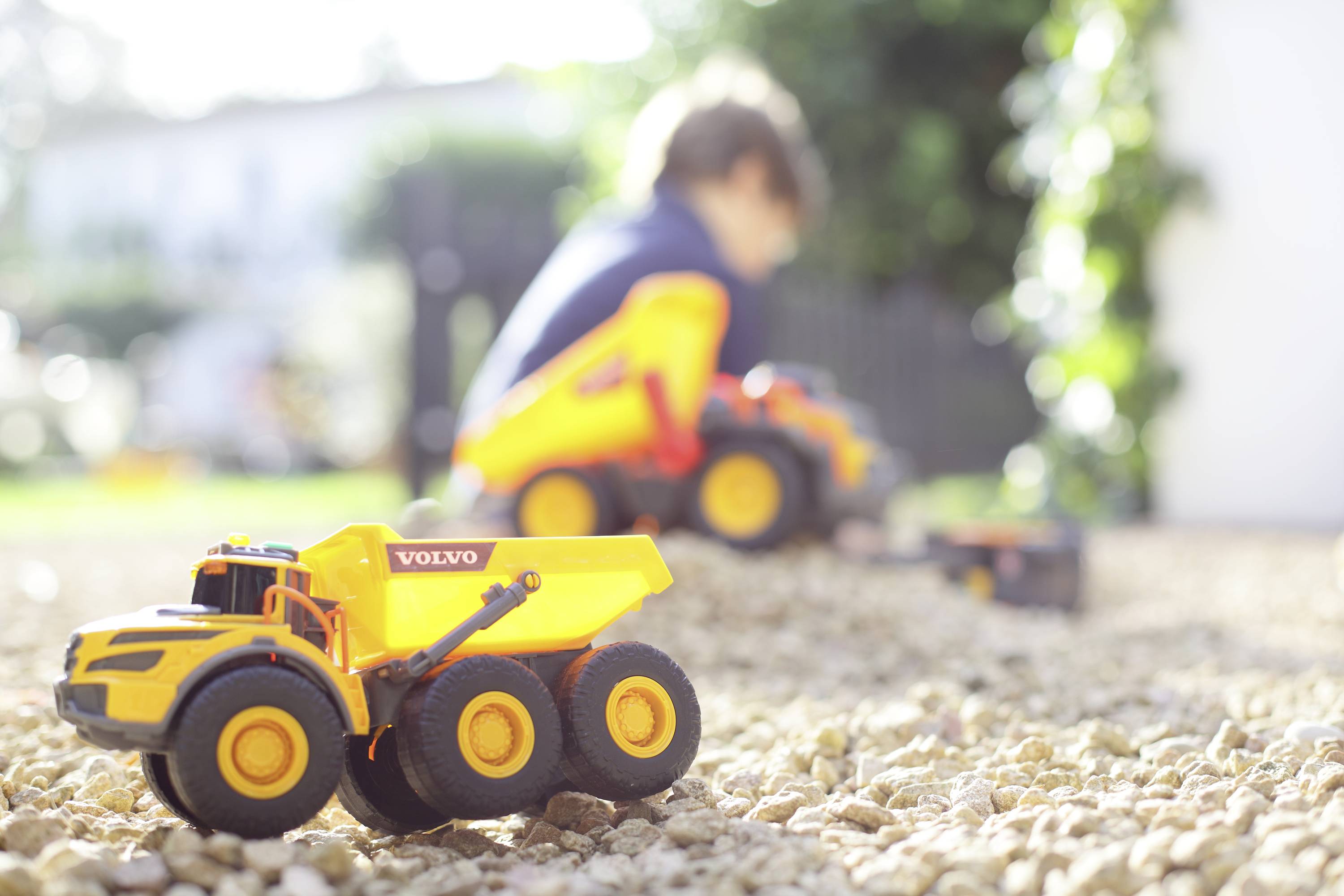 Dickie Toys Modèle réduit de véhicule de construction Volvo modèle fini Modèle réduit d'engin de chantier