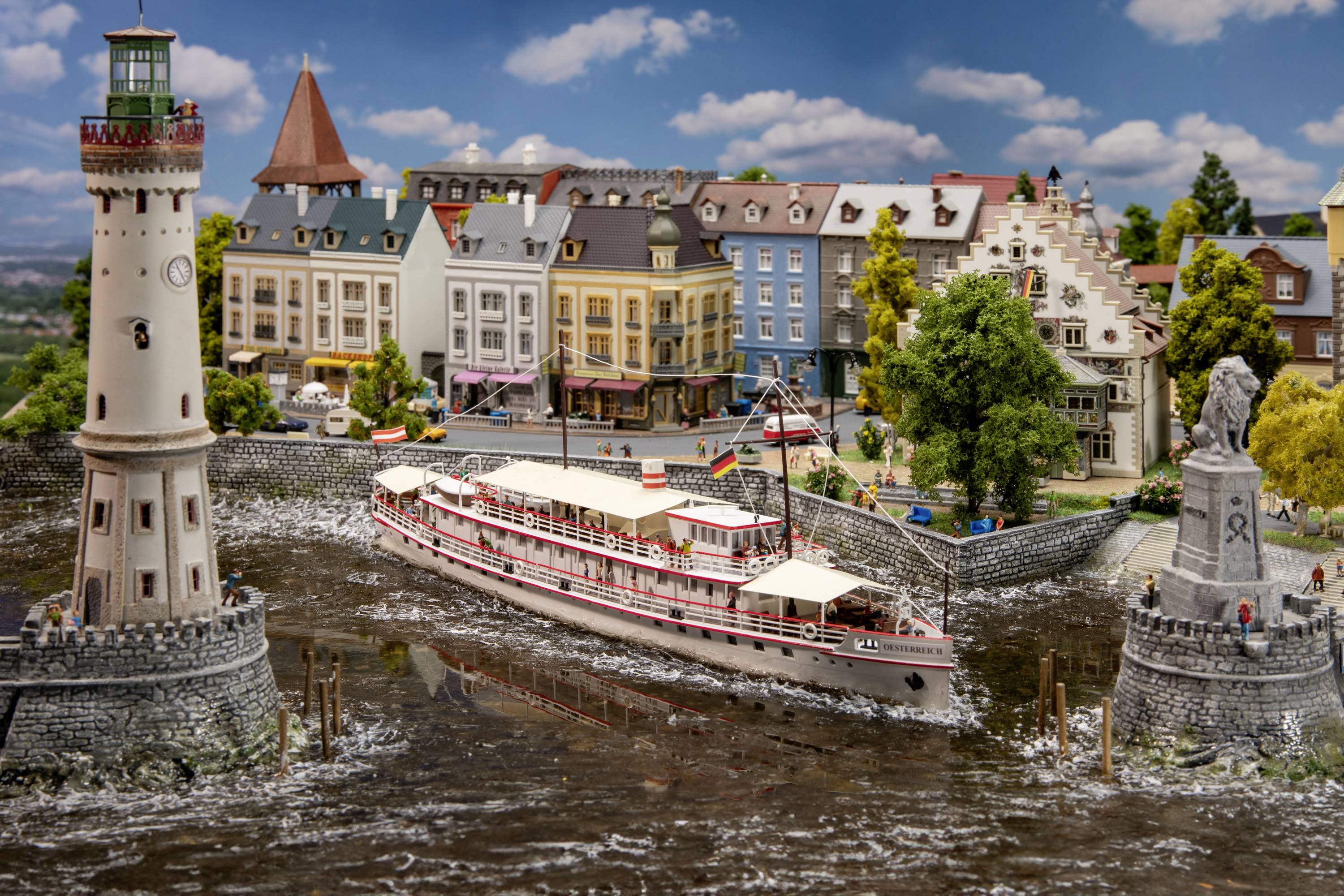 Faller 222415 N Modèle réduit de bateau Bateau à passagers de l'Autriche