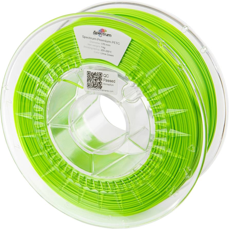 Une bobine de filament d'imprimante 3D vert vif. Marque : Spectrum Premium PETG. Poids : 1 kg. Matériau pour projets d'impression 3D.