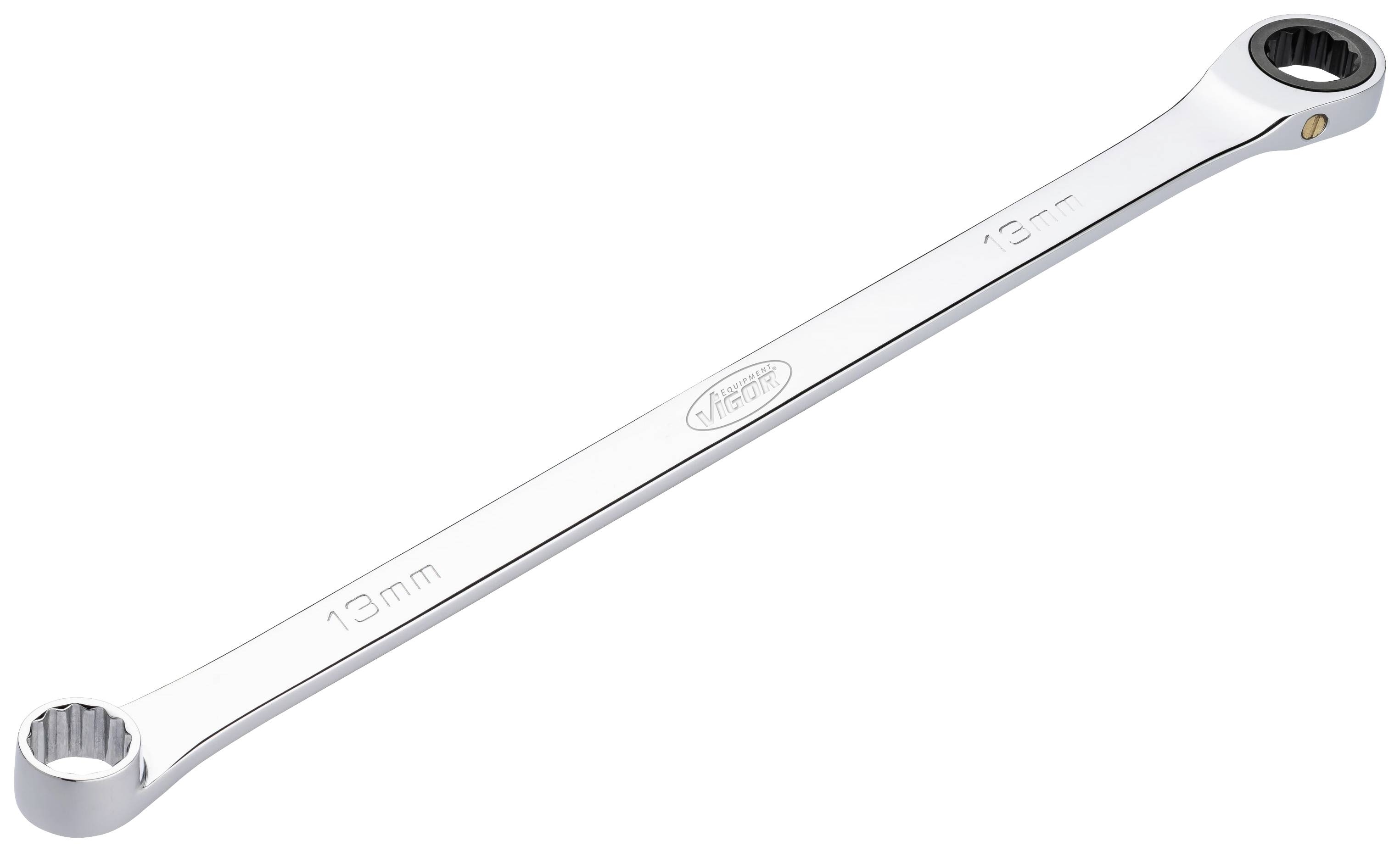 Une clé à anneau en argent à deux extrémités de tailles différentes, 13 mm et 19 mm, sur un fond blanc.