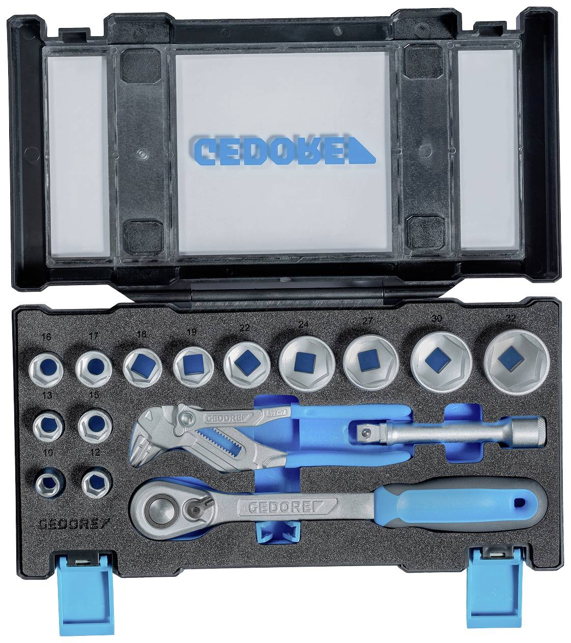 'Ensemble d'outils GEDORE comprenant une clé à cliquet, une clé à molette réglable et différentes douilles, rangés dans un coffret en plastique noir.'