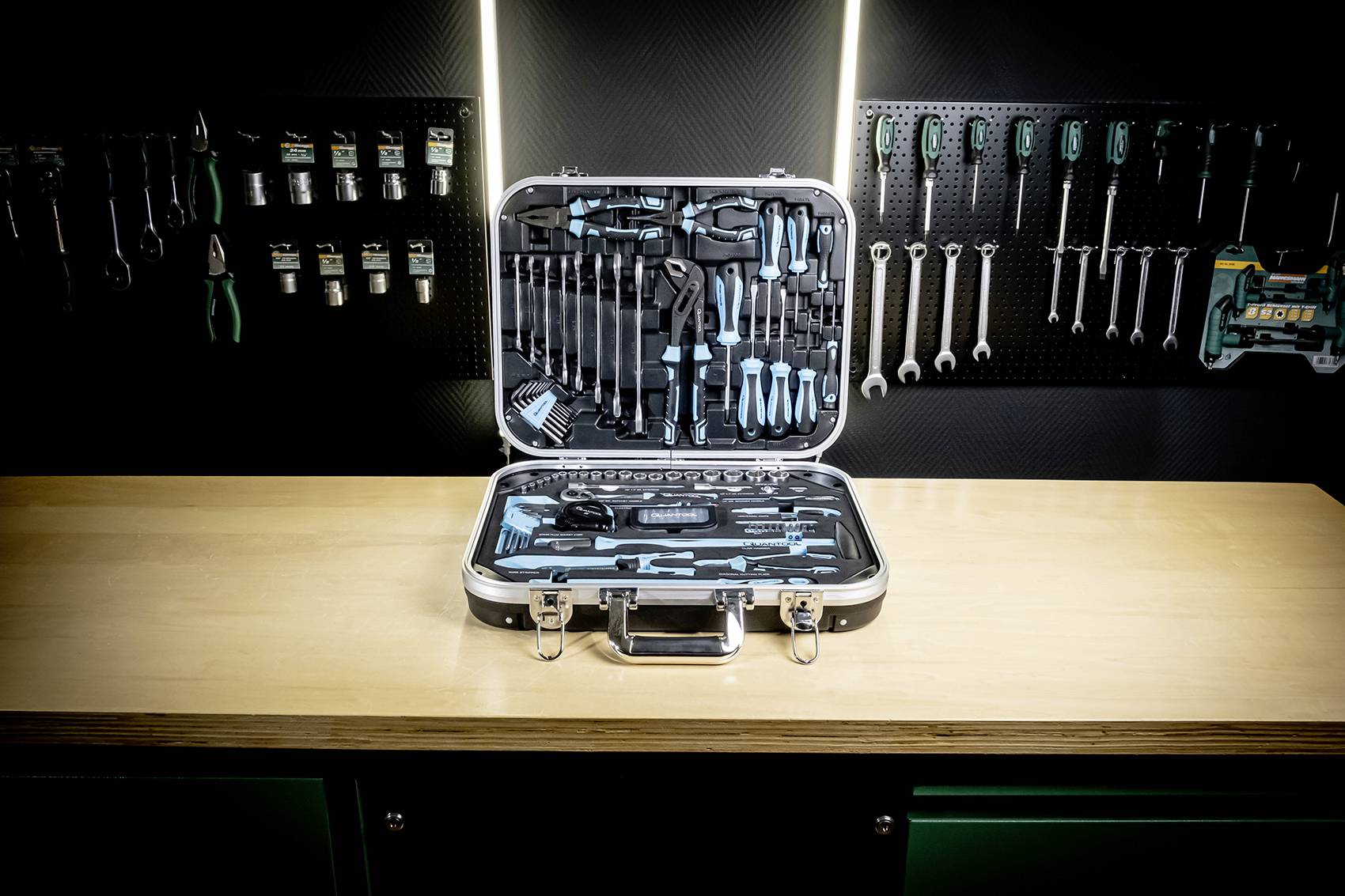 Brüder Mannesmann Quantool Q25120 Jeu d'outils