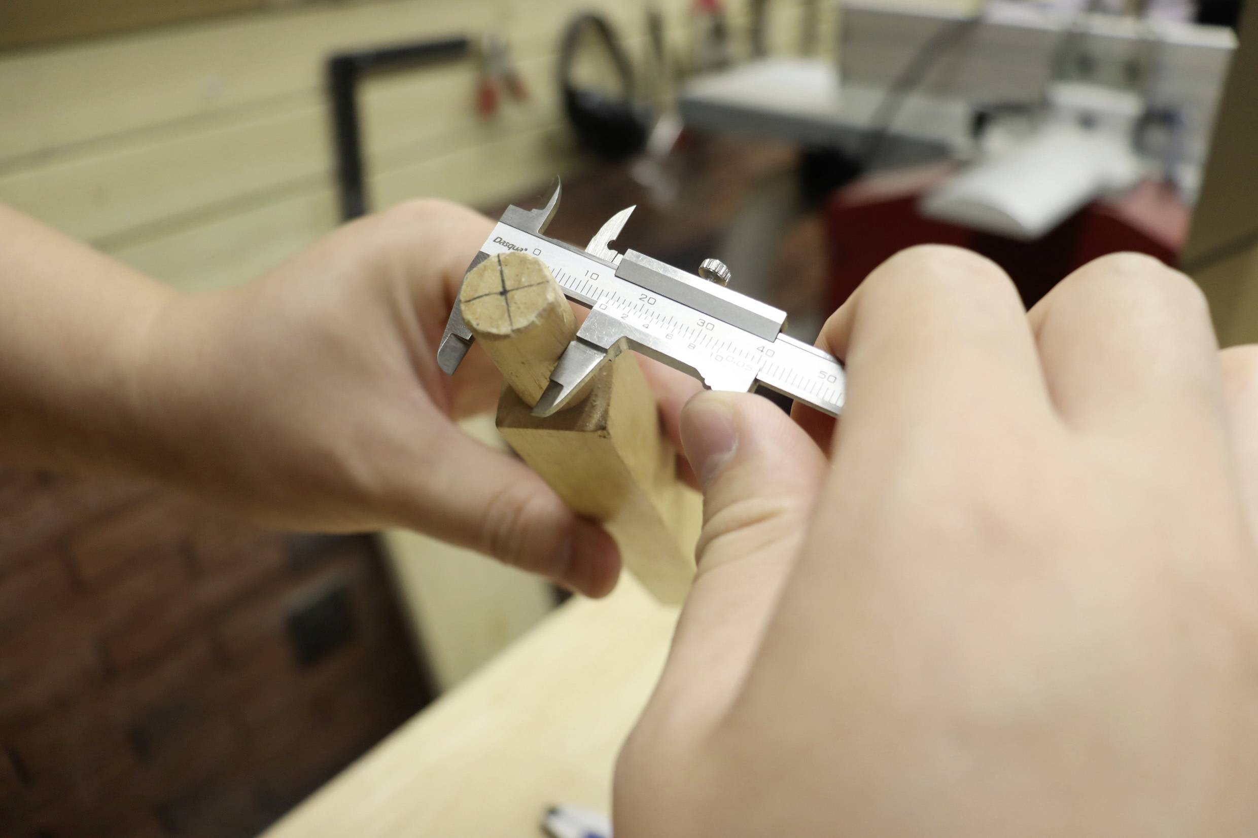 Dasqua 1120-3113 DIN EN 862 Pied à coulisse universel 70 mm