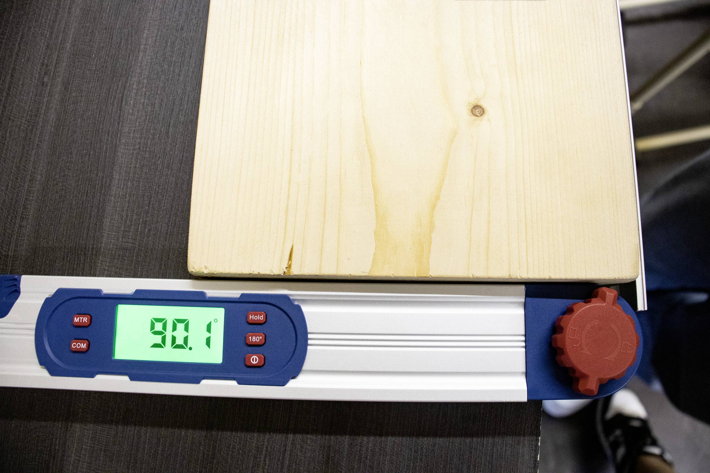 Dasqua 8301-2510 Rapporteur d'angle numérique et niveau à bulle 220 °