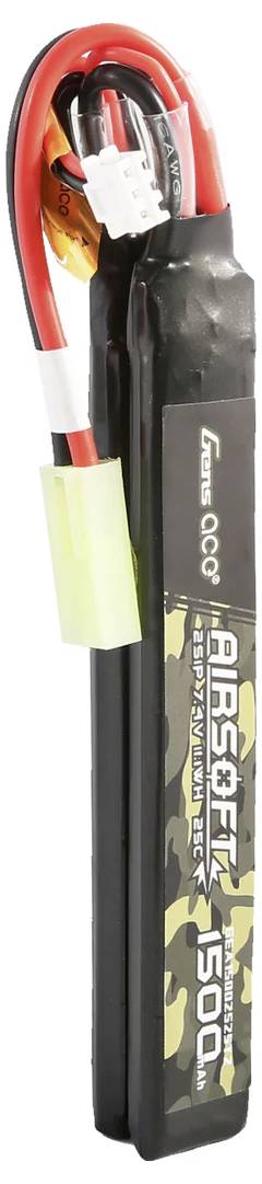 Batterie Airsoft noire avec motif de camouflage et câbles en haut. Étiquette : « Airsoft 1500 ».