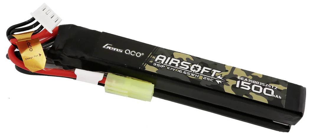 Pack de batterie portant l'inscription 'Airsoft 1500 mAh', boîtier en plastique noir, câbles rouge et blanc avec connecteurs.