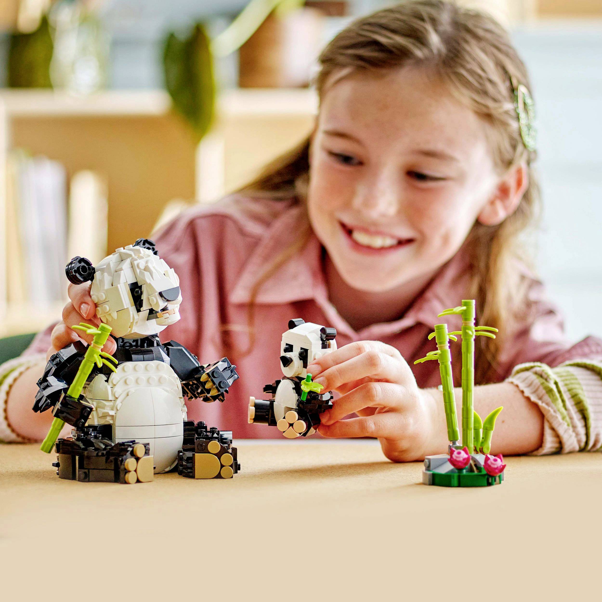 31165 LEGO® CREATOR Animaux sauvages : famille panda