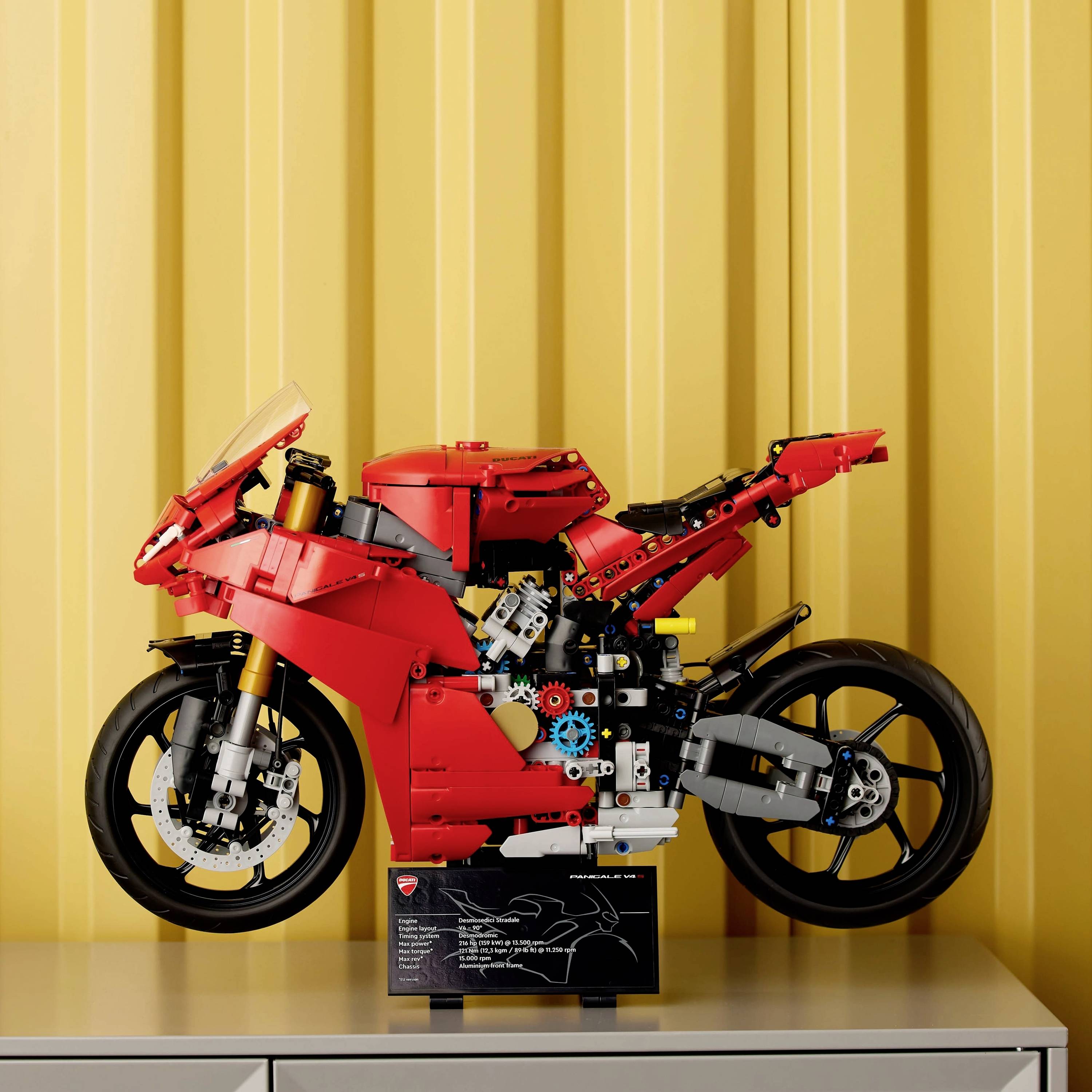 42202 LEGO® TECHNIC Moto Ducati Panigale V4 S.