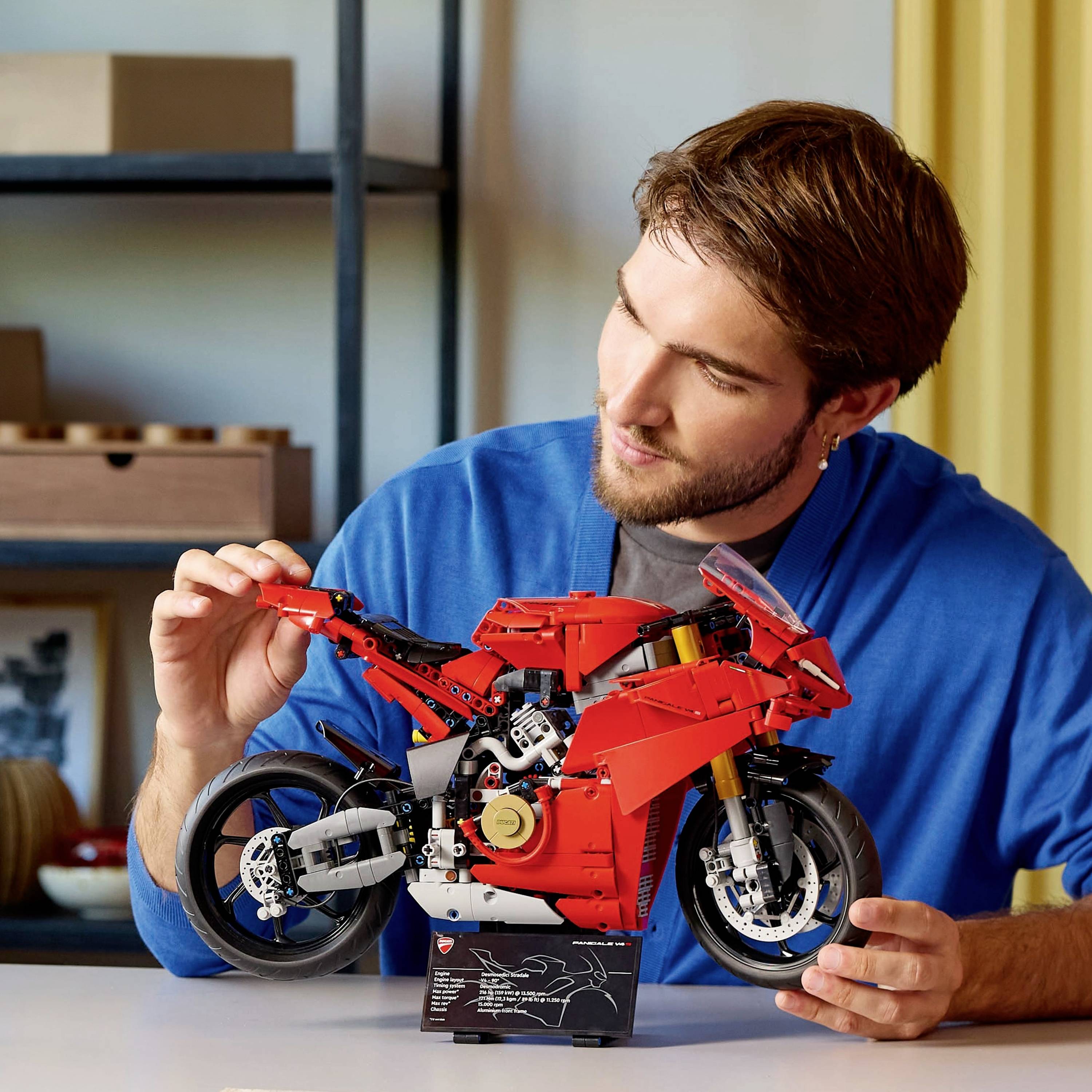 42202 LEGO® TECHNIC Moto Ducati Panigale V4 S.