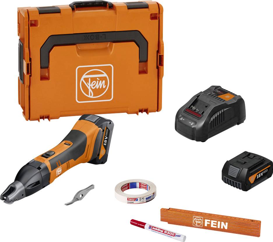 L'image montre un ensemble d'outils électriques comprenant un coffret orange, une perceuse-visseuse sans fil, un chargeur, une batterie de rechange, du ruban adhésif, un stylo et un mètre.