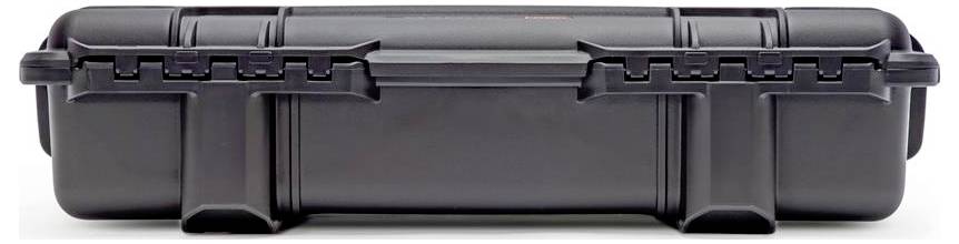 Un coffret de protection noir, robuste, doté de charnières et de loquets renforcés, adapté au transport sécurisé d'objets fragiles.