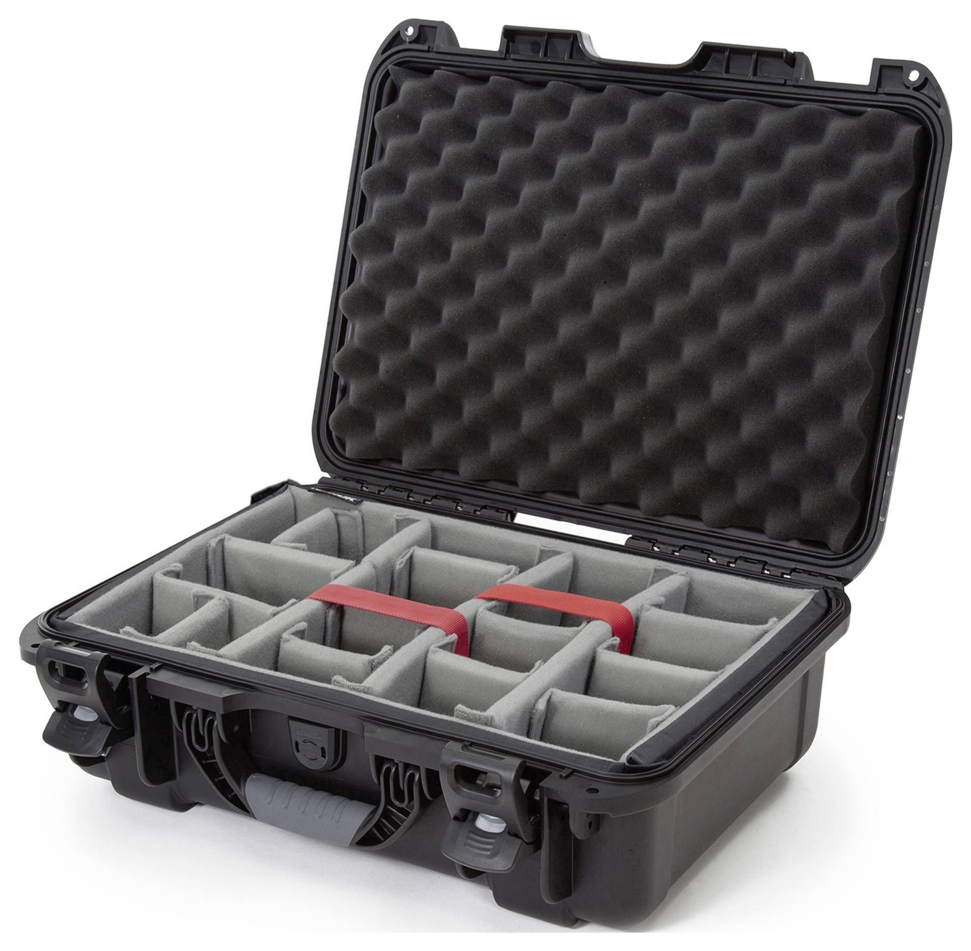 Valise noire avec couvercle ouvert et intérieur matelassé. Contient des compartiments ajustables pour le transport sécurisé d'objets fragiles.