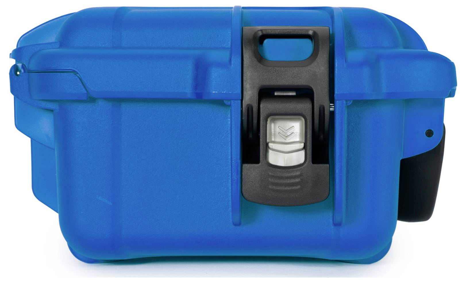 Valise en plastique bleu robuste avec poignée de fermeture noire, adaptée au stockage et au transport sécurisé d'équipements.