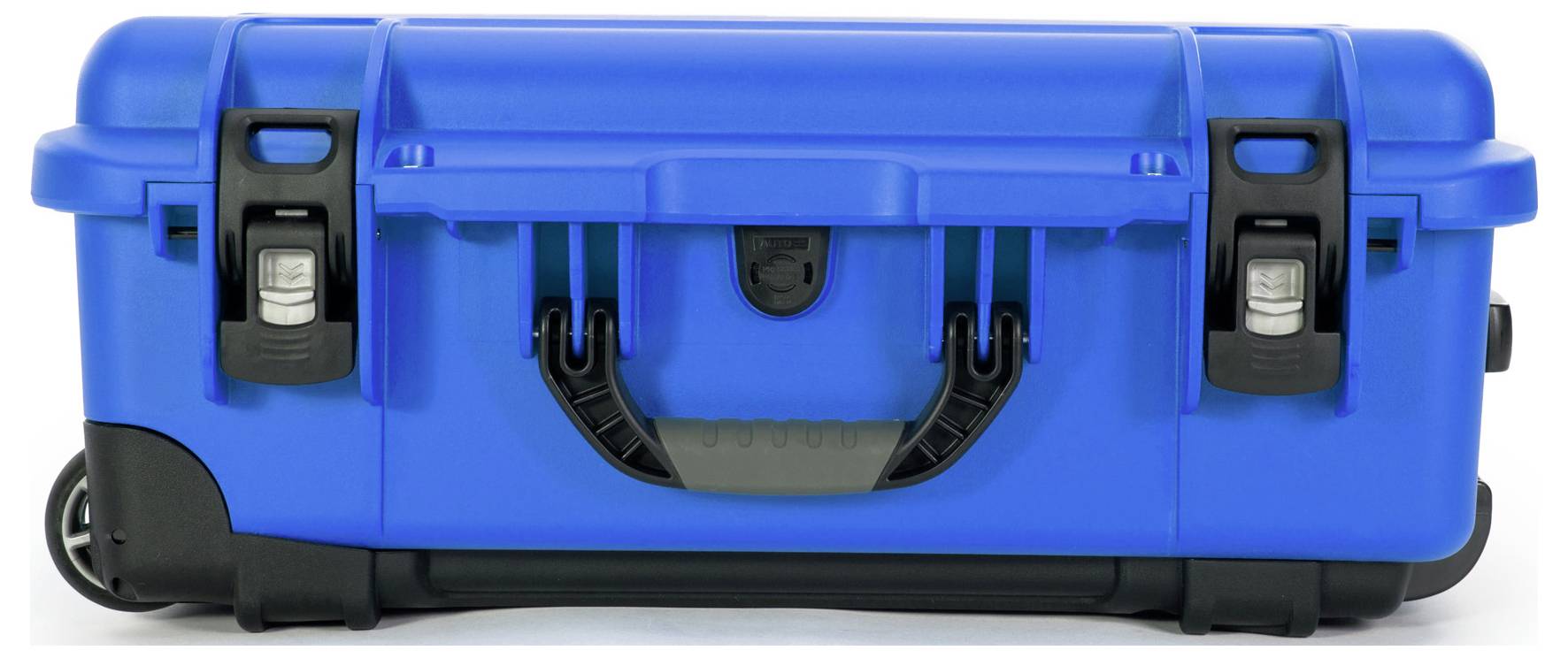 Valise en plastique bleu, verrouillable, équipée de roues et d'une poignée de transport, conçue pour le transport sécurisé d'équipements sensibles.