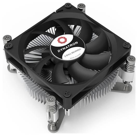 Un dissipateur thermique noir de Dynatron avec un ventilateur central, monté sur un radiateur à ailettes métalliques.