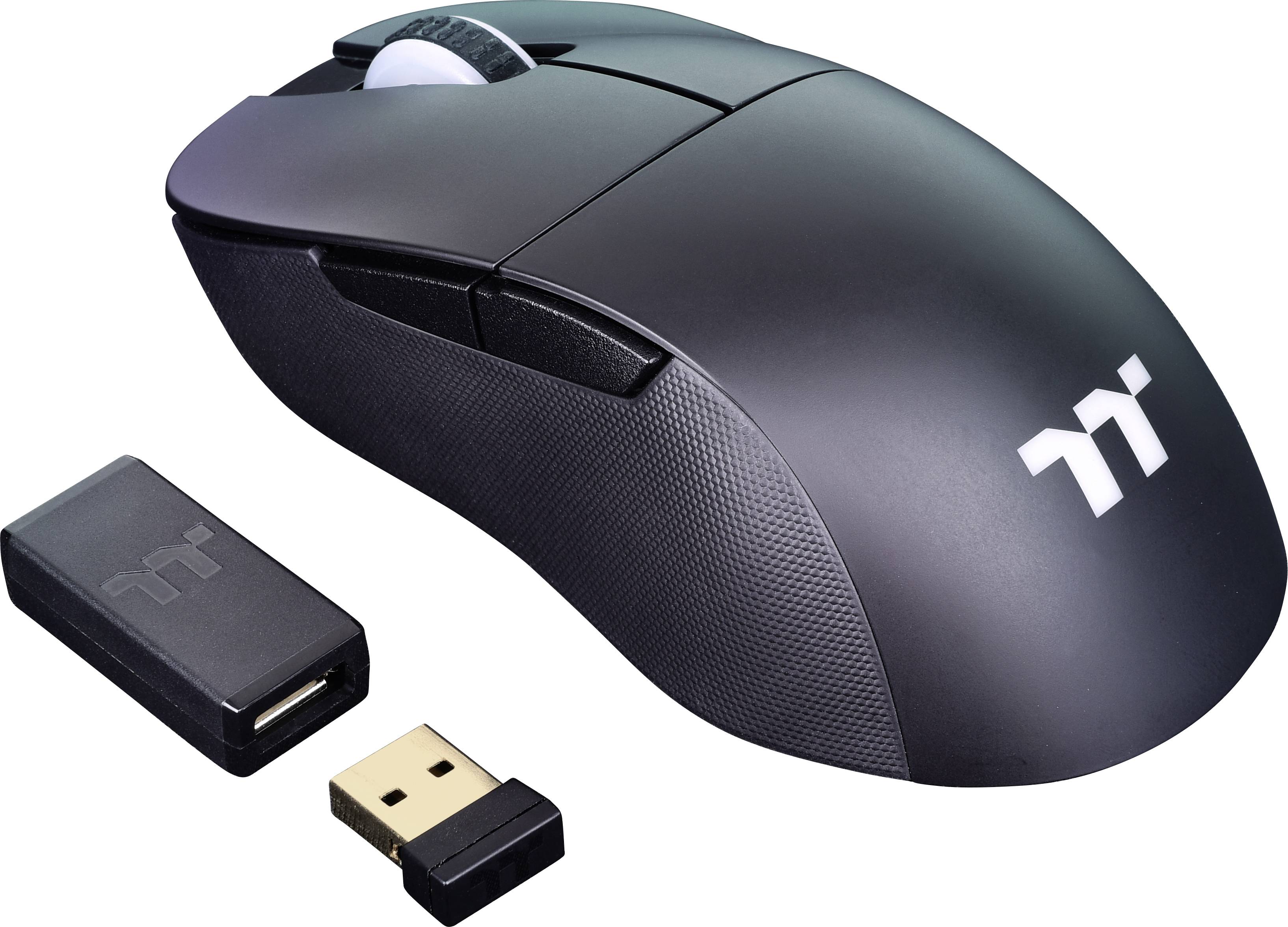 'Souris d'ordinateur noire sans fil avec récepteur USB et poignée légèrement texturée, présentée sur un fond blanc.'