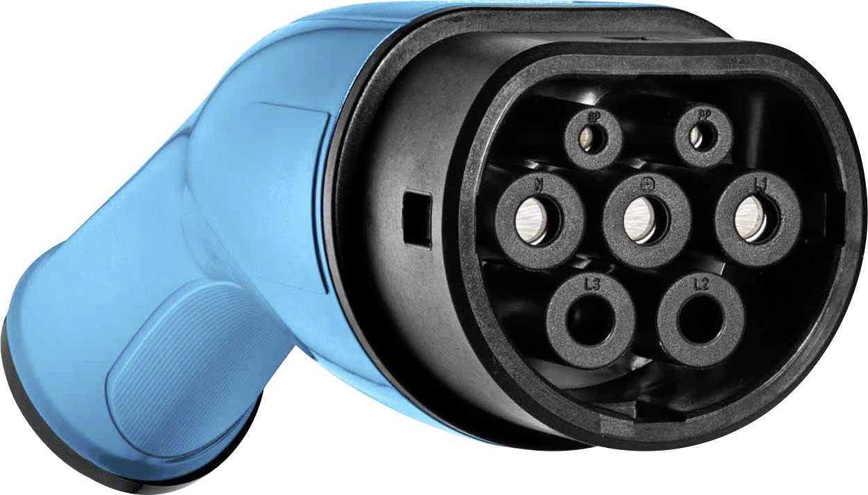 Un connecteur bleu à six pôles de type 2 pour véhicules électriques, utilisé pour la charge dans des stations publiques ou privées.