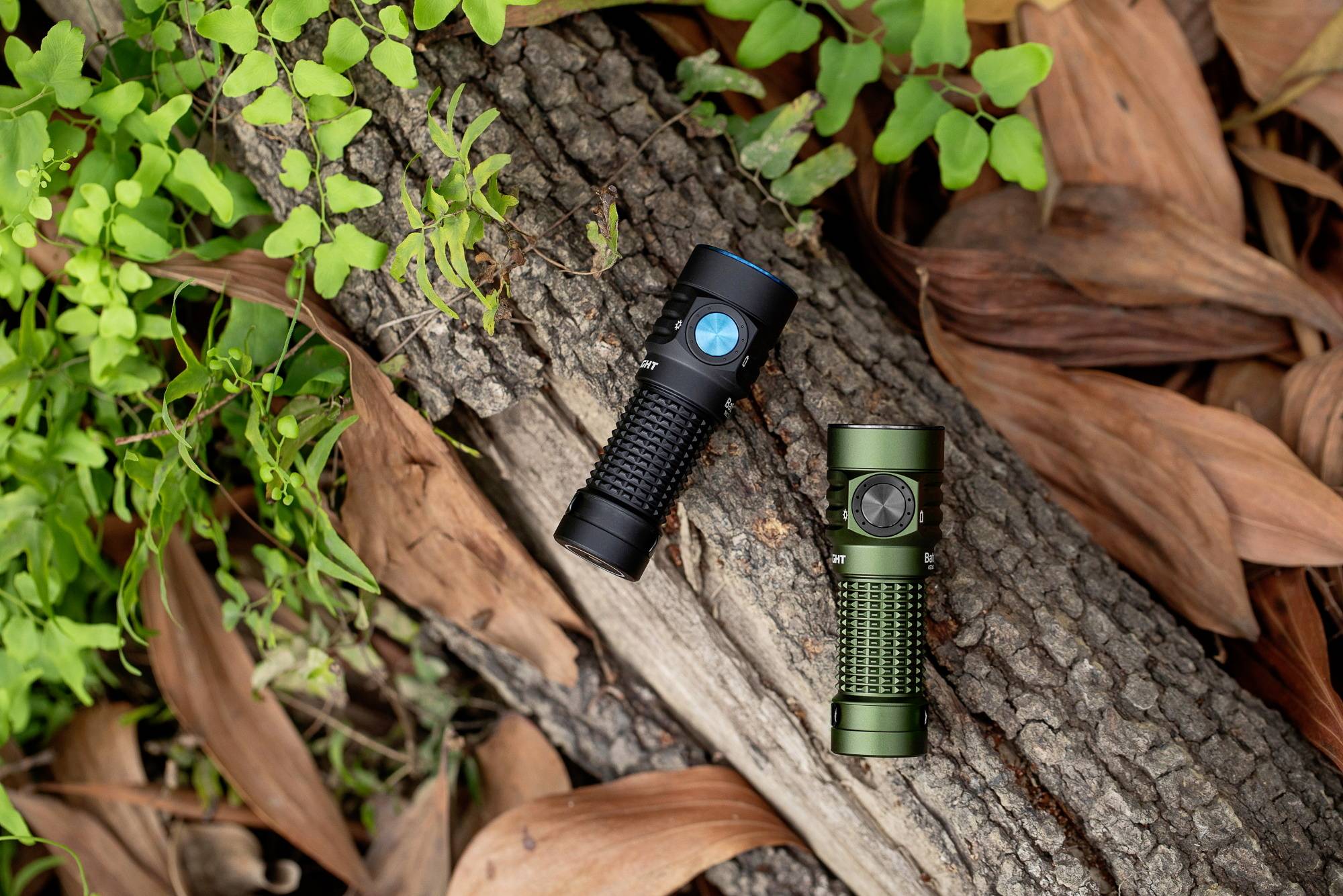 OLight Baton Turbo LED Lampe de poche à batterie 1000 lm 60 h 91 g