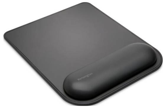Tapis de souris noir avec repose-poignet ergonomique, améliorant le confort lors de l'utilisation de l'ordinateur.
