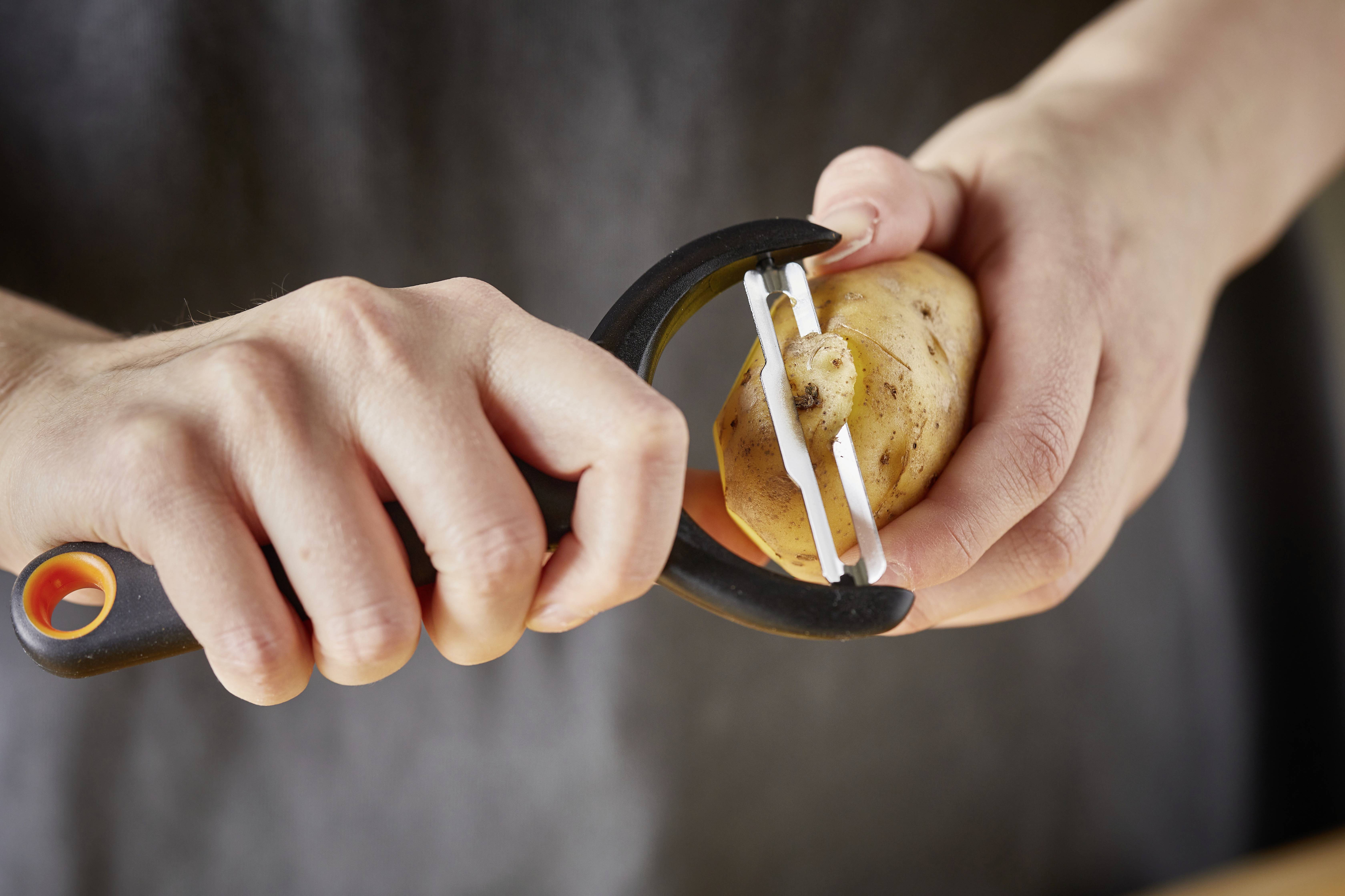 Fiskars 1016122 Coupe fonctionnelle pour les légumes