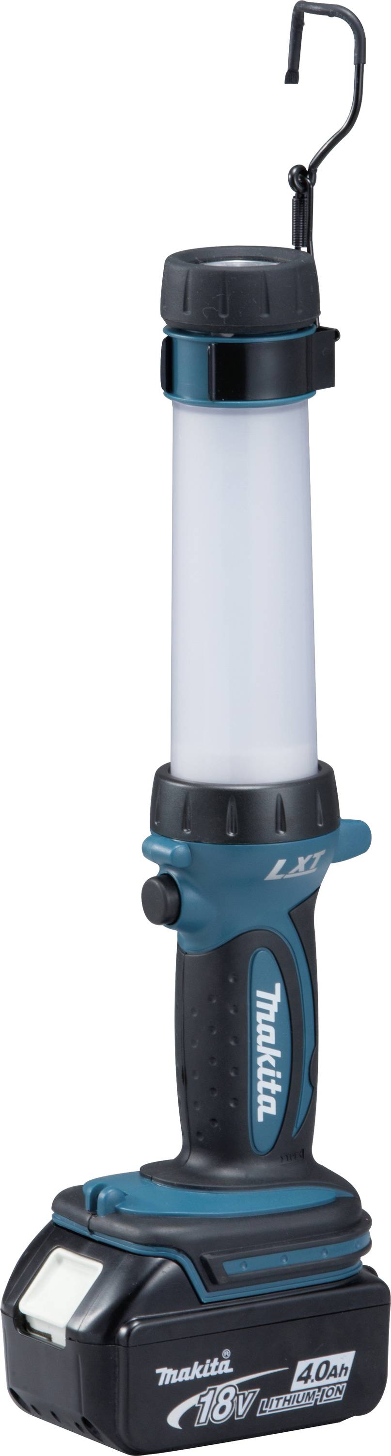 Lampe de travail LED portable rechargeable avec boîtier noir et bleu, crochet flexible et base d'accu 18V, en mode debout.