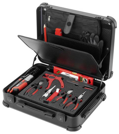 Une boîte à outils ouverte contenant divers outils manuels, notamment des pinces, des tournevis et un mètre ruban, soigneusement disposés.