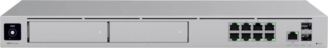 Appareil réseau avec deux baies de disques durs à gauche et huit ports Ethernet à droite.