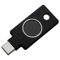 Yubico Clé USB gestionnaire de mots de passe YubiKey C Bio (FIDO Edition) noir/or 5060408464175 Yubico Clé USB gestionnaire de mots de passe YubiKey C Bio (FIDO Edition) noir/or 5060408464175