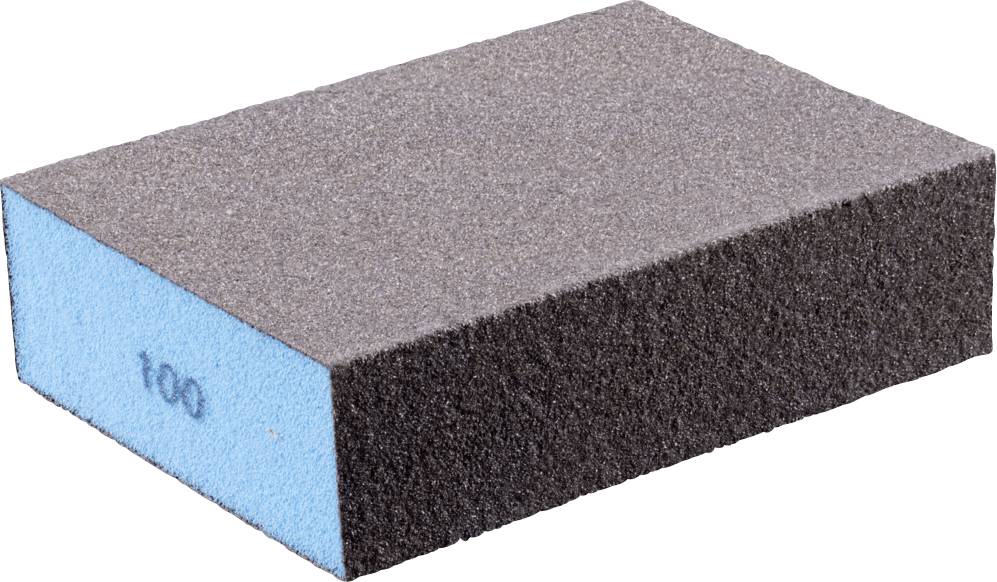 Une éponge abrasive rectangulaire à surface grise et côtés bleus, adaptée pour le ponçage de surfaces lisses.