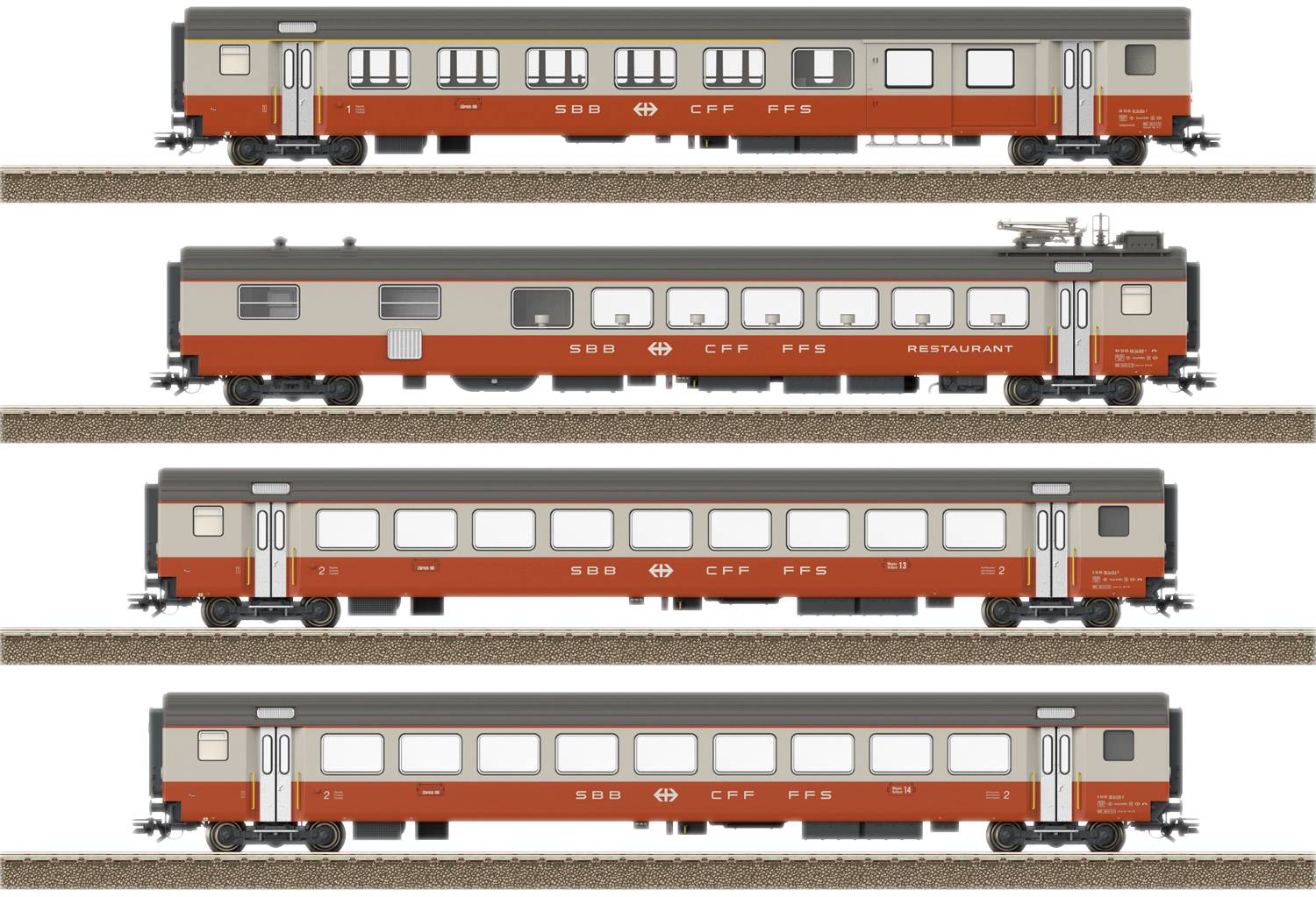 Quatre wagons de train dans un design classique suisse, dont une voiture-restaurant, peints en rouge et marron, sont alignés sur une voie ferrée.