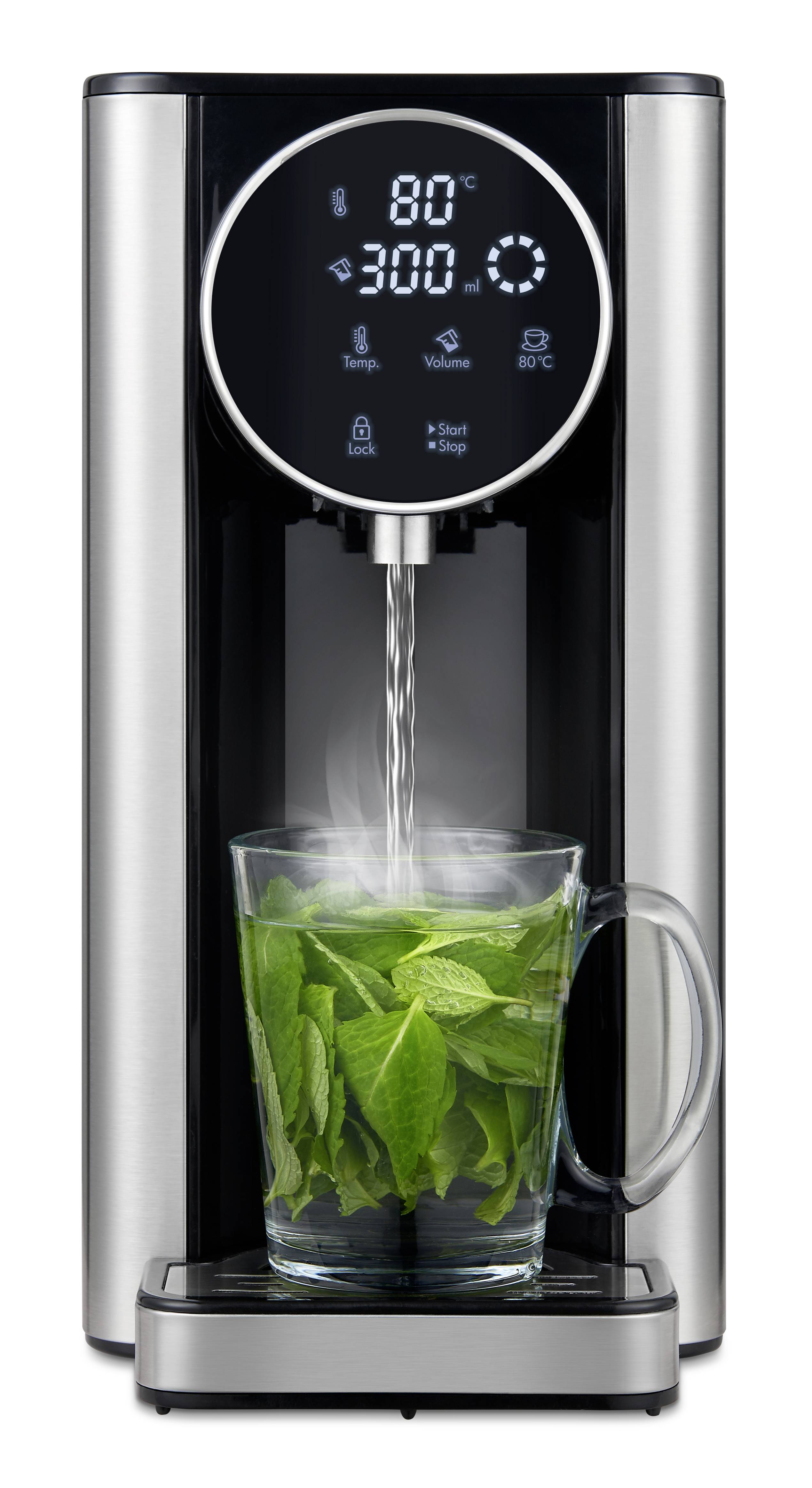 Un distributeur d'eau moderne verse de l'eau chaude dans un verre garni de feuilles de menthe fraîches. L'affichage indique une température de 80 degrés.