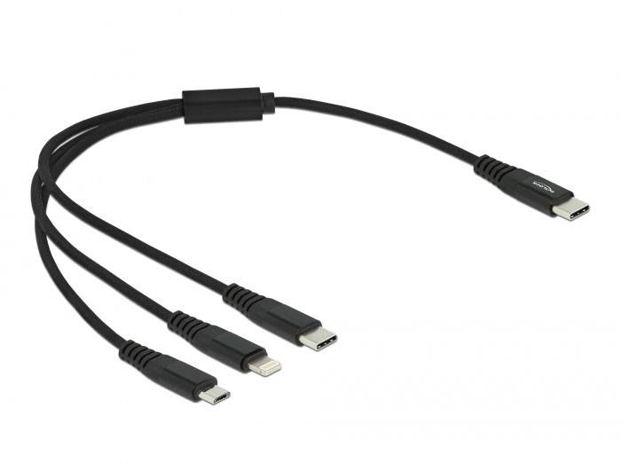 Un câble USB se divise en trois types de connecteurs différents : USB-C, Micro-USB et Lightning. Idéal pour plusieurs types d'appareils.