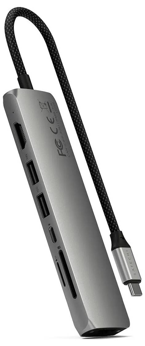 Un hub USB-C multiports avec plusieurs connecteurs, comprenant des ports USB, HDMI et des emplacements pour cartes SD, permettant de connecter différents appareils.