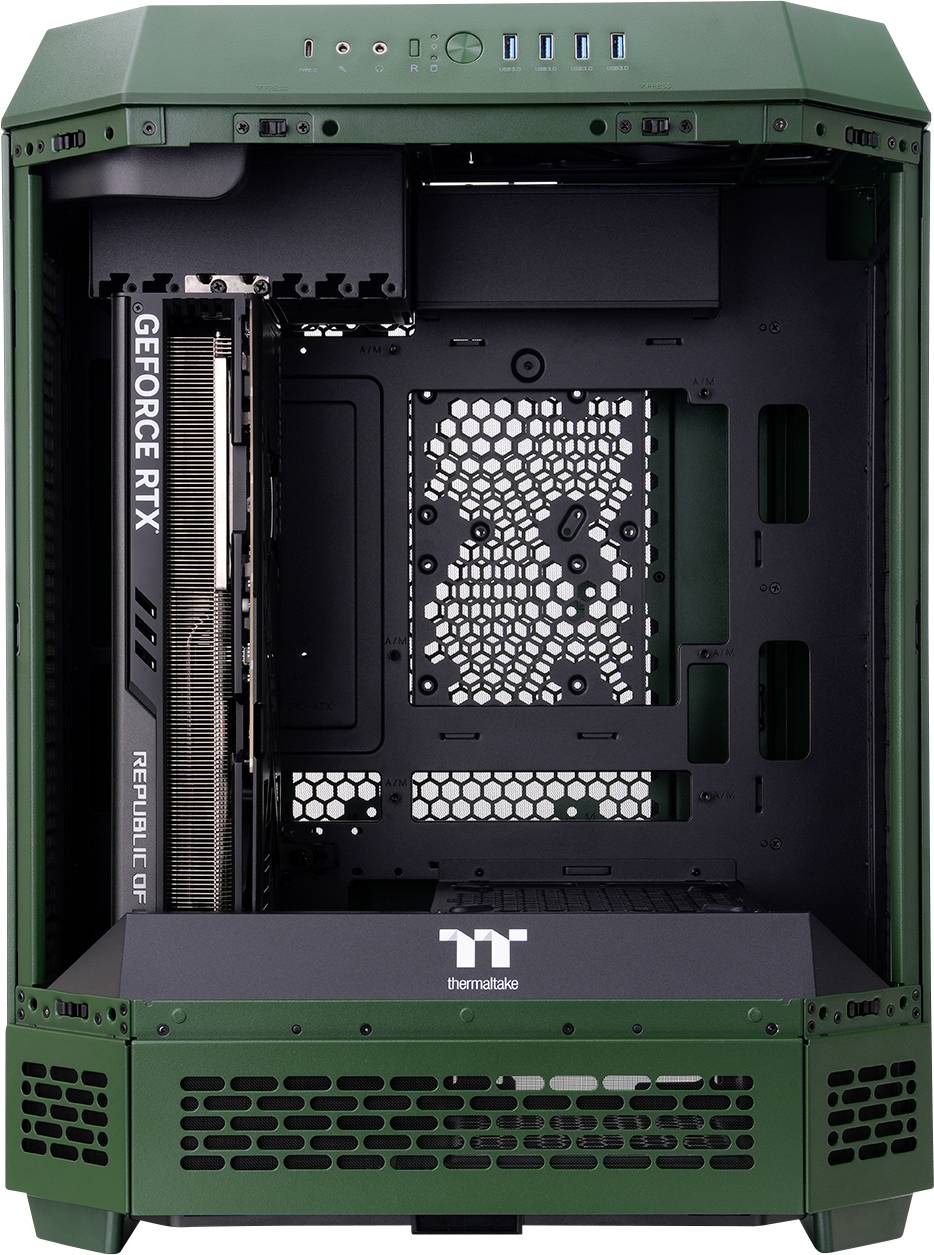 Boîtier PC vide au design vert avec carte graphique 'GEFORCE RTX' visible. Vue de face montrant la structure interne sans composants installés.