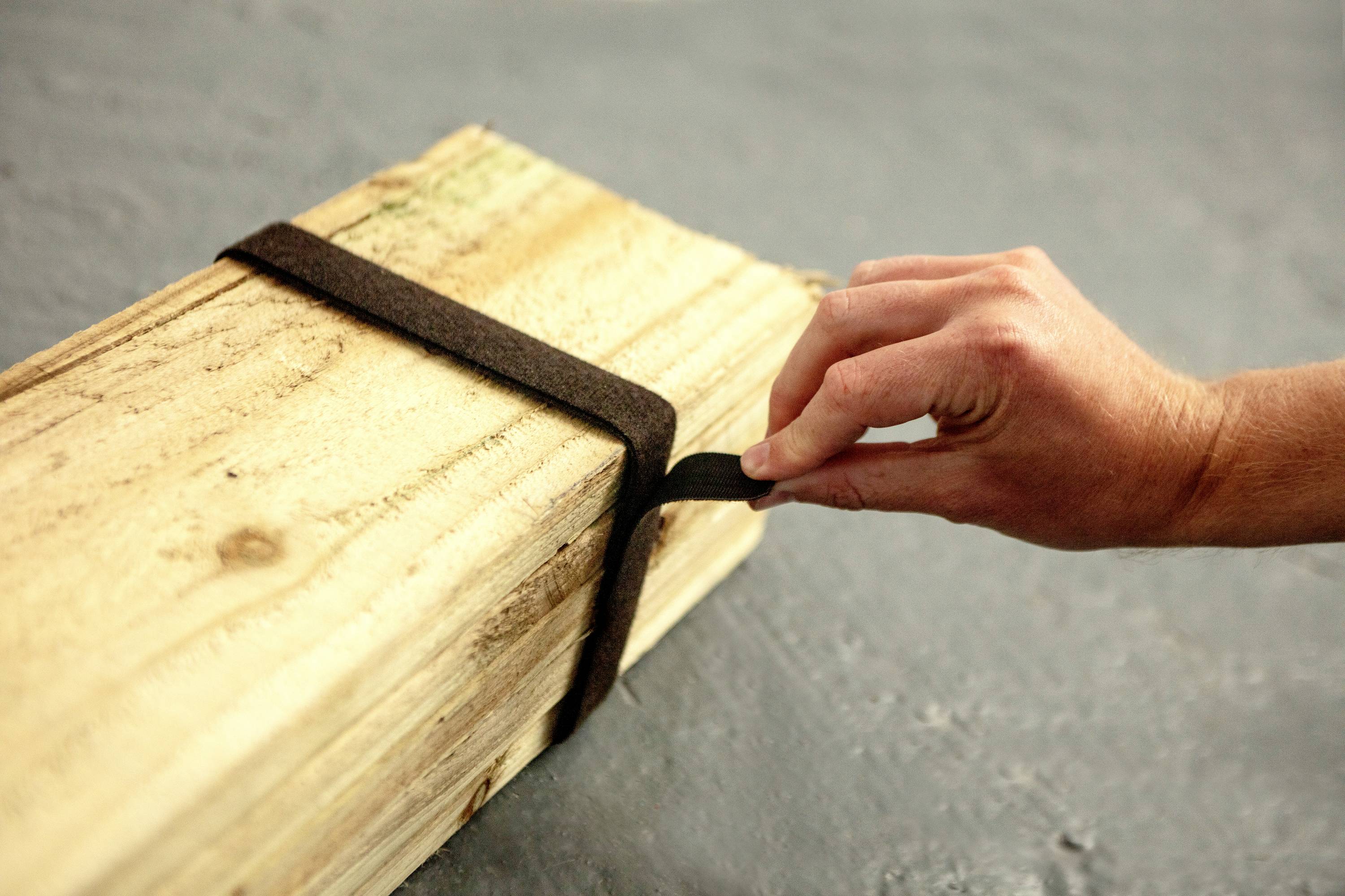 VELCRO® universel Bande auto-agrippante pour grouper partie velours et partie agrippante (L x l) 15 m x 3 cm noir 15 m