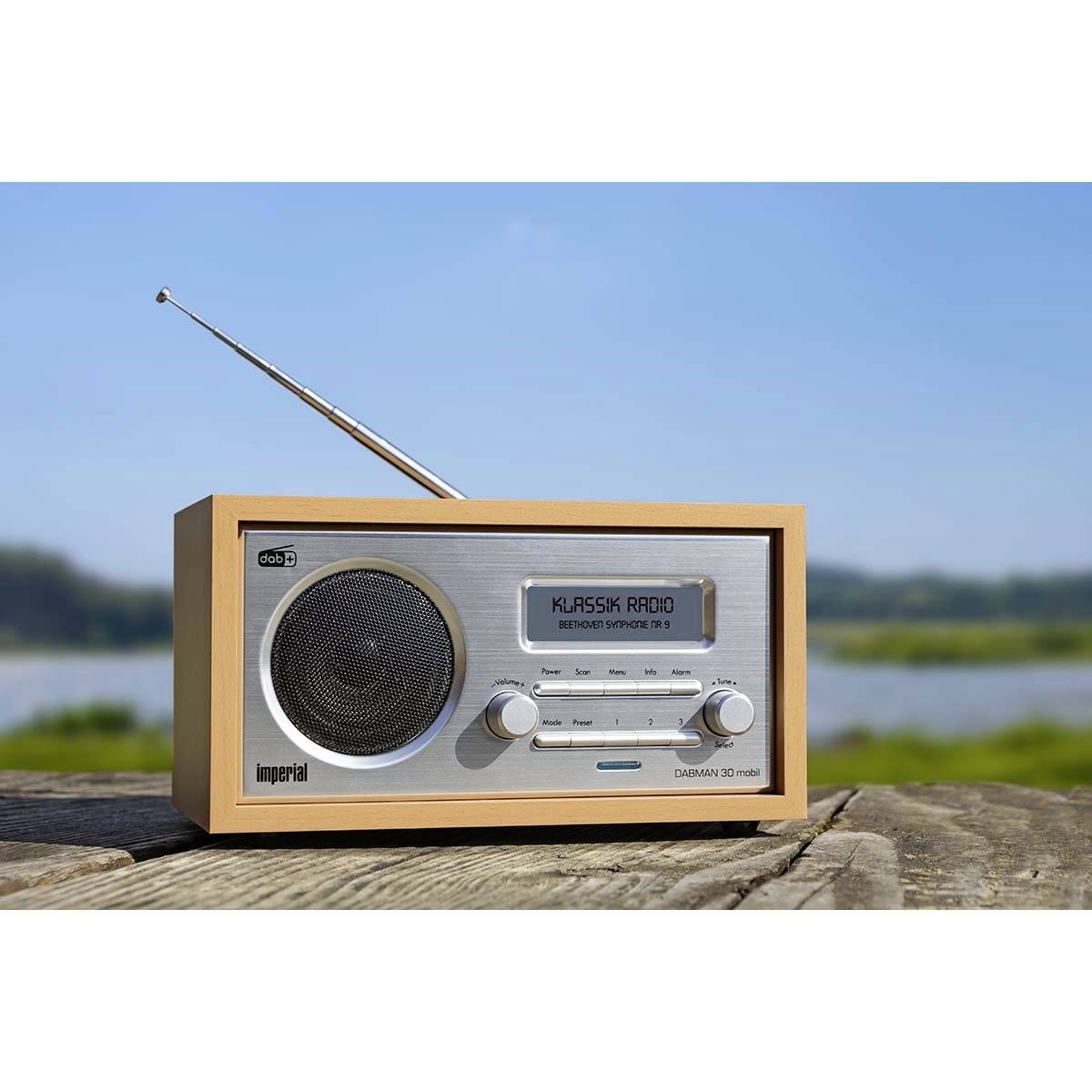 Imperial DABMAN 30 Mobiles DAB+ / FM-Radio Holz Radio sans fil
