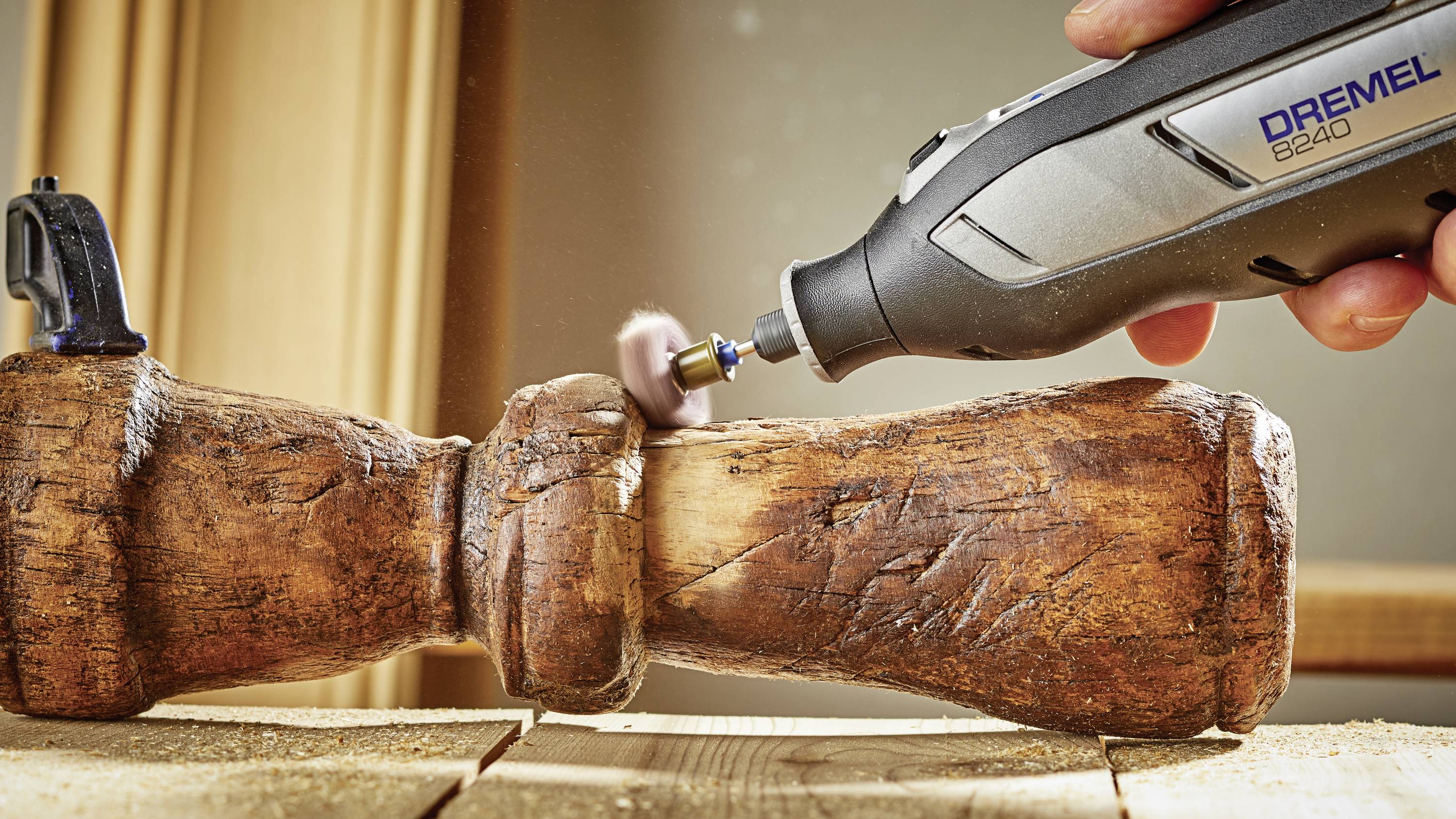 DREMEL 8240-5/65 Platinum+ Box 12V Akku-Multitool F0138240JP Outil multifonction