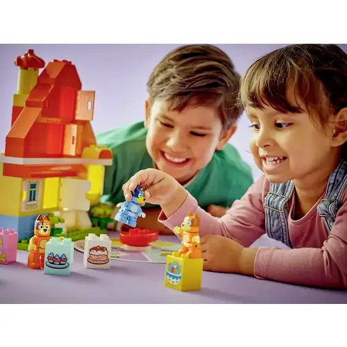 10459 LEGO® DUPLO Bluey Maison familiale de Blueys avec jeu de mémoire 10459 LEGO® DUPLO Bluey Maison familiale de Blueys avec jeu de mémoire