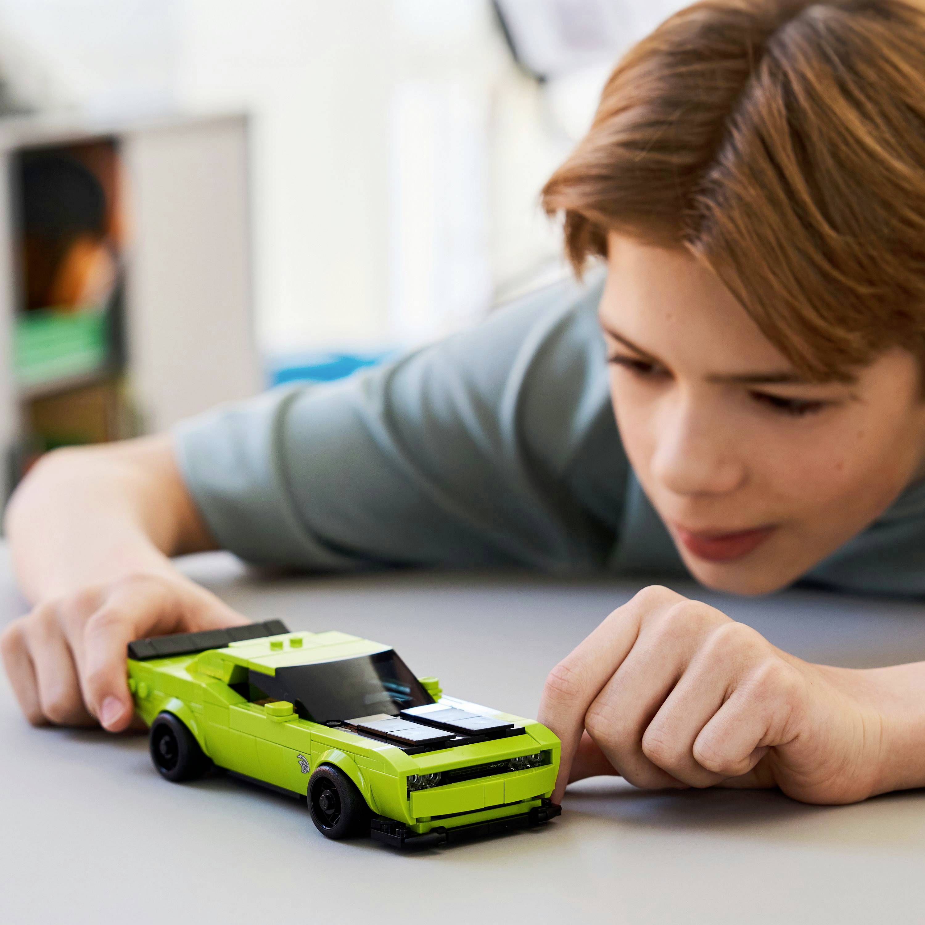 77237 LEGO® SPEED CHAMPIONS Dodge Challenger SRT Hellcat voiture de sport