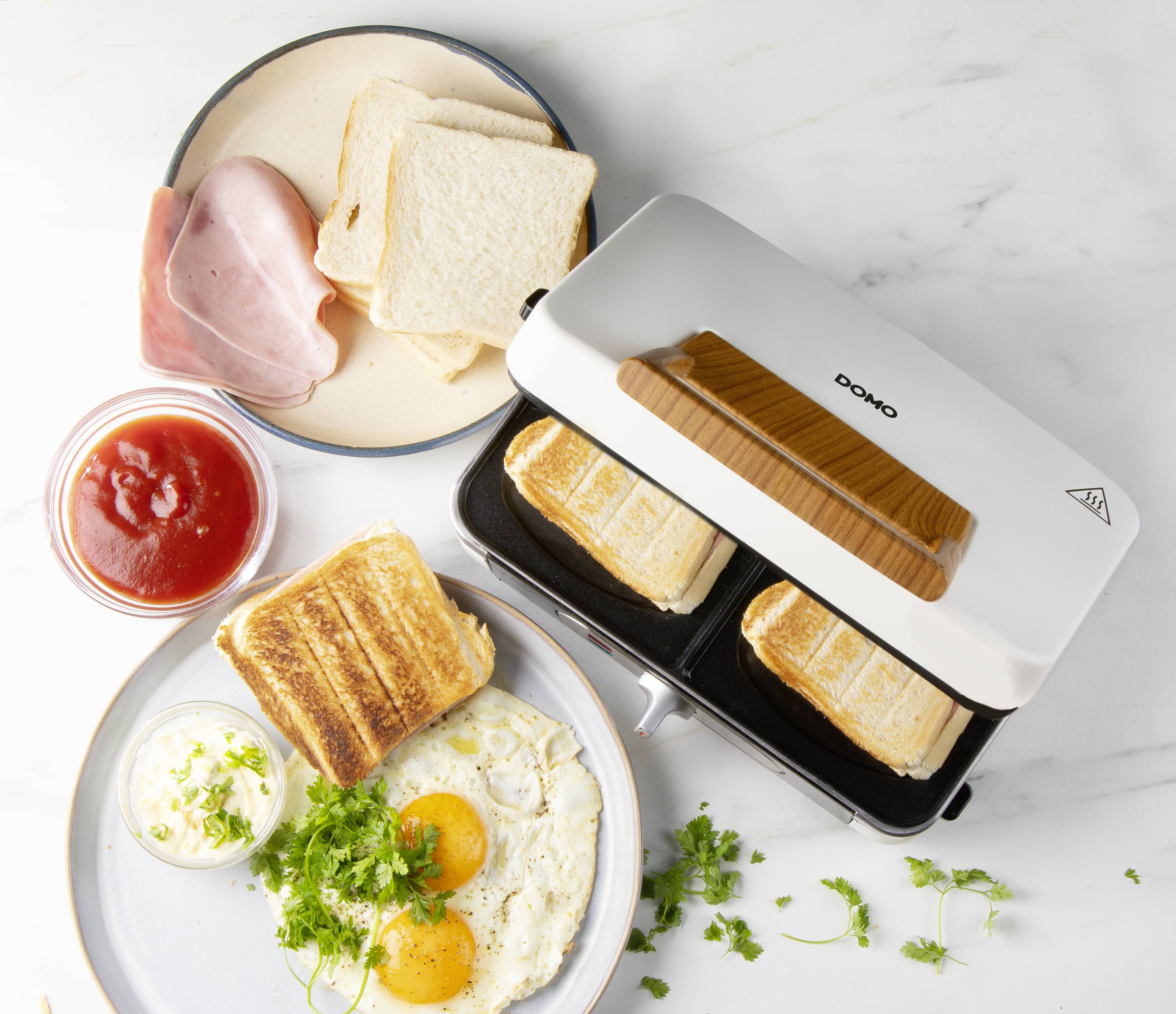 DOMO SANDWICH-WAFFEL-GRILL 3-IN-1 POWDER WHITE Machine à croque-monsieur blanc