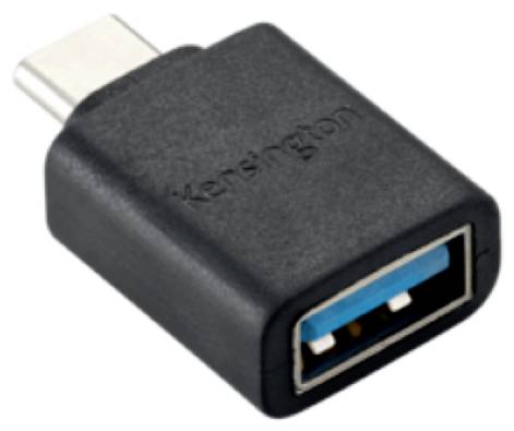 Un adaptateur noir USB-C vers USB-A, compact et rectangulaire, permettant de connecter des périphériques USB aux ports USB-C.
